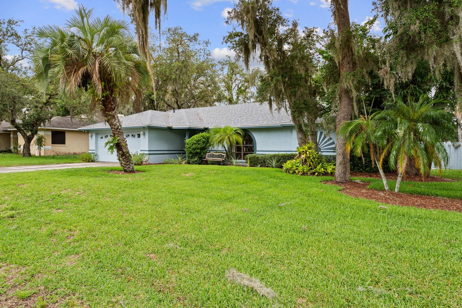 7710 Nature Trl Property Photo 5
