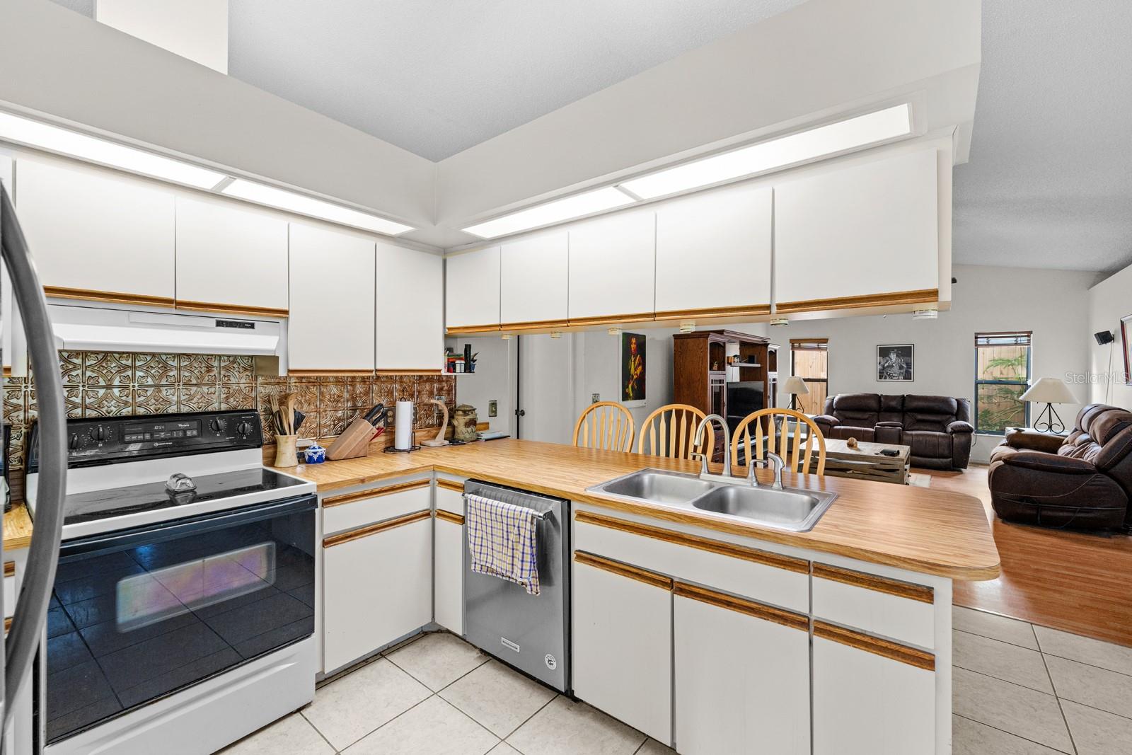 7710 Nature Trl Property Photo 10