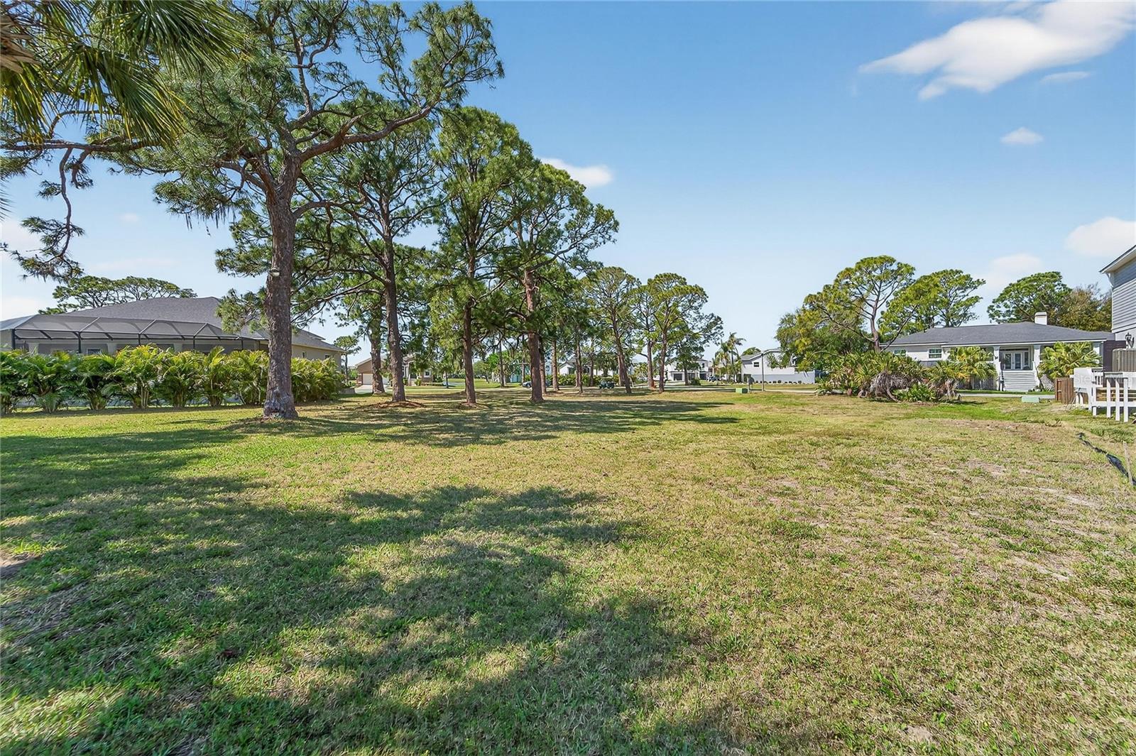 Harbour Watch Dr Property Photo 23