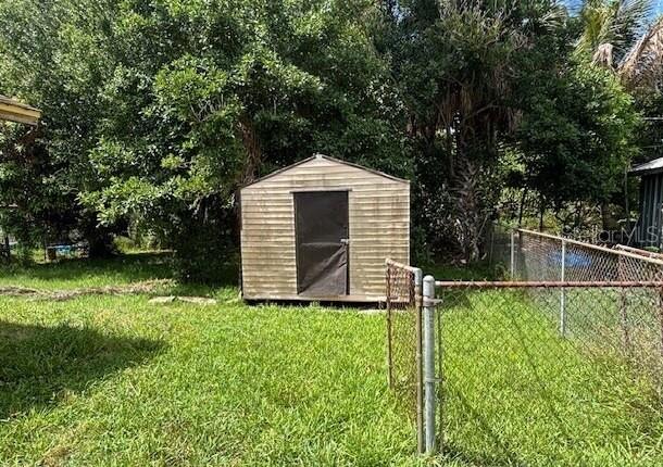 943 Della Tobias Ave Property Photo 3