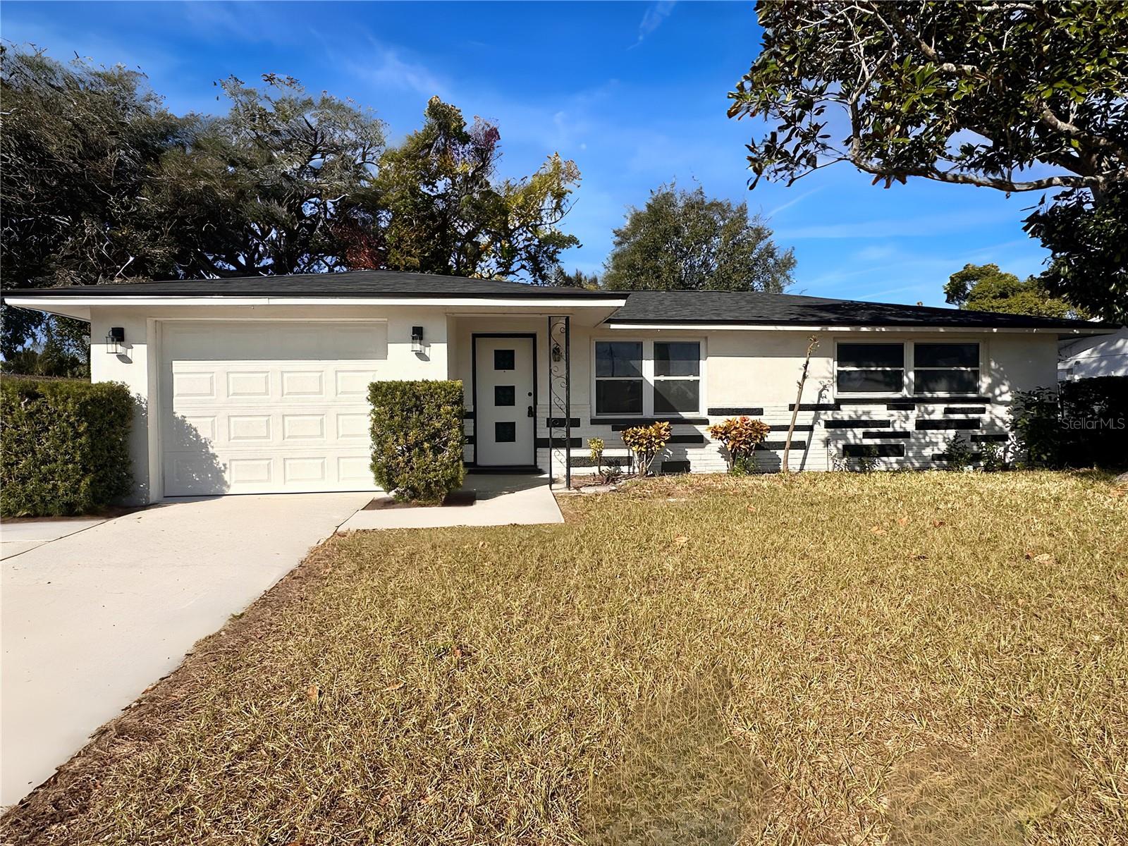 7521 Bougenville Dr Property Photo 1