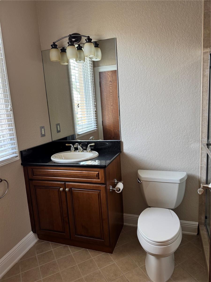644 Saxony Blvd Property Photo 21