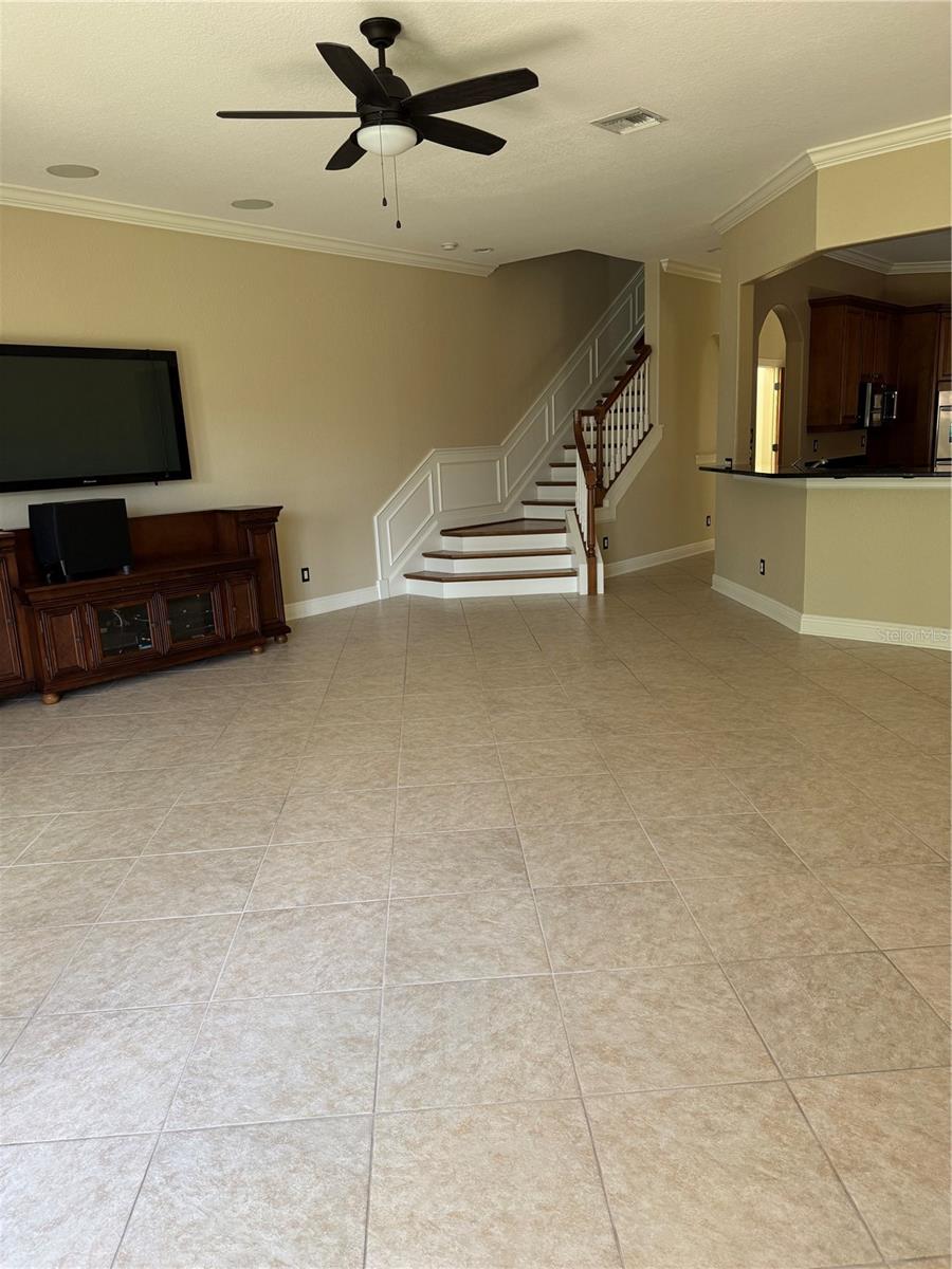 644 Saxony Blvd Property Photo 30