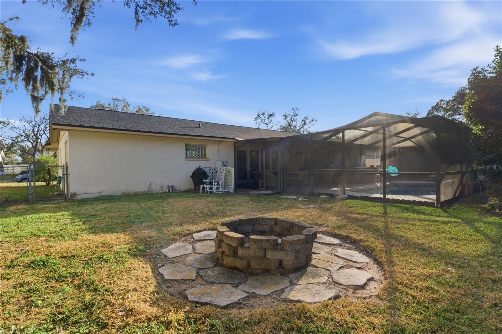 308 Ellen Way Property Photo 28
