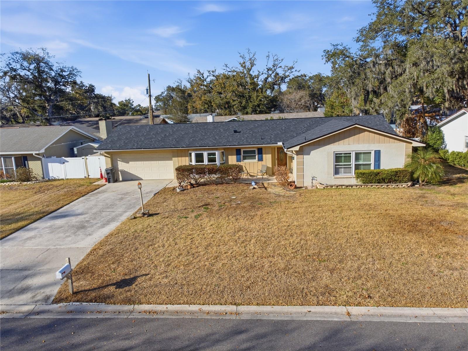 308 Ellen Way Property Photo 36