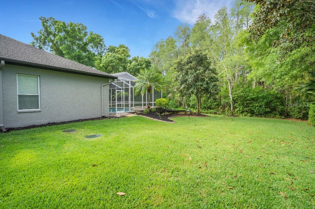 18212 Keystone Grove Blvd Property Photo 5