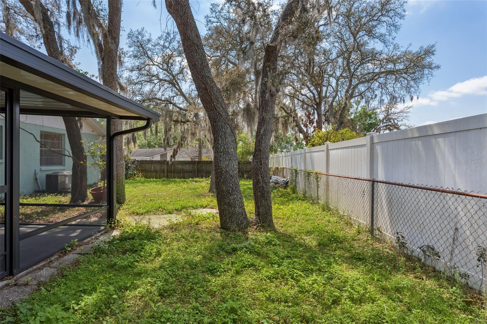 502 Avocado Cir Property Photo 41
