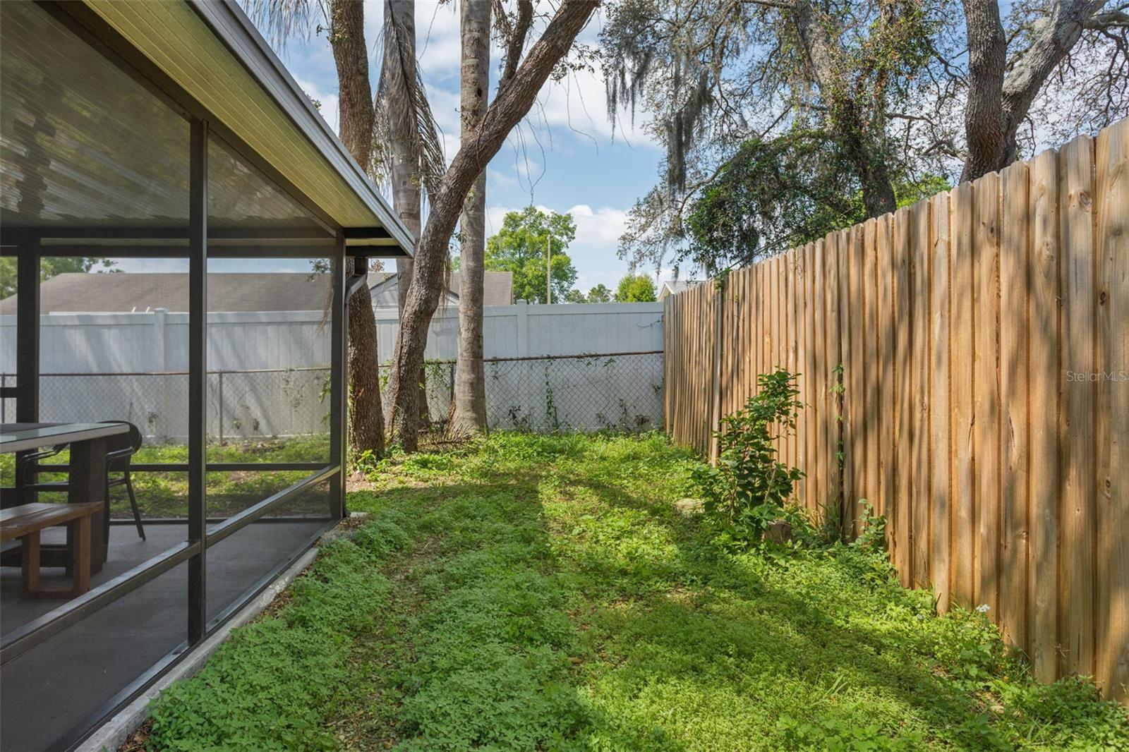 502 Avocado Cir Property Photo 45