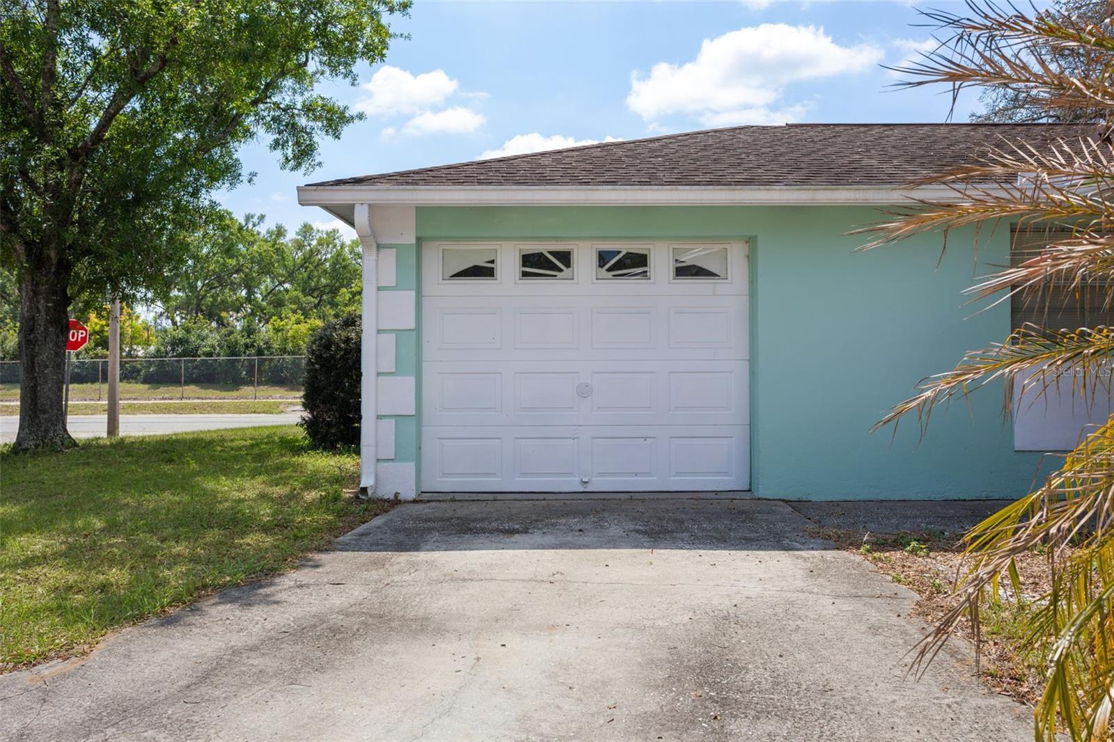 502 Avocado Cir Property Photo 47