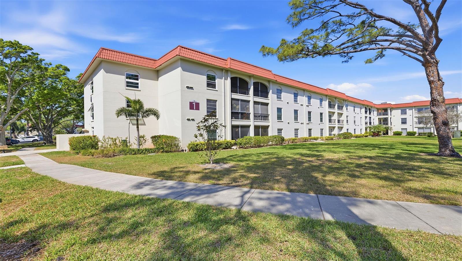 2700 BAYSHORE BLVD #1307 Property Photo 1