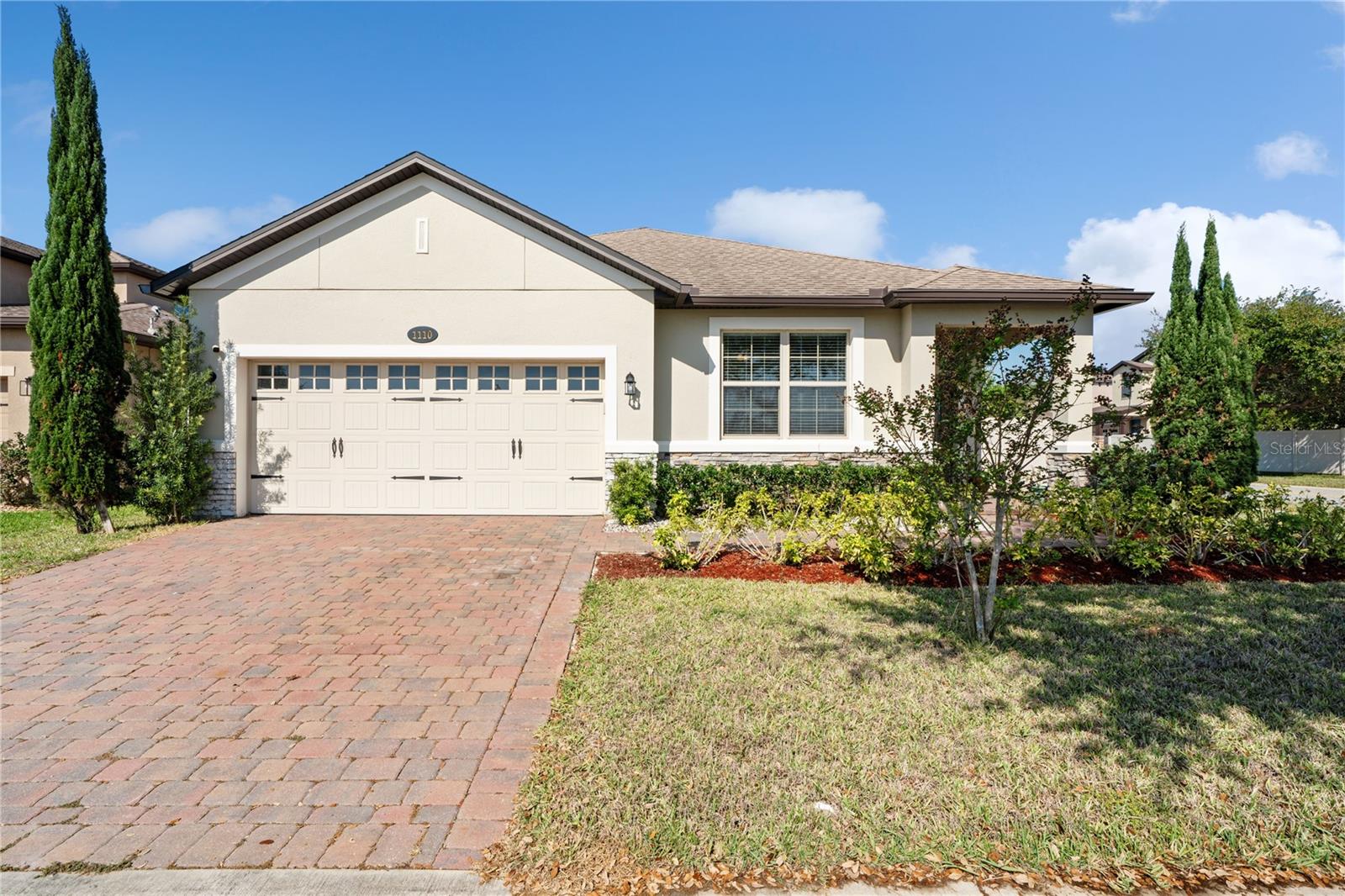 1110 Umbria Ln Property Photo 1