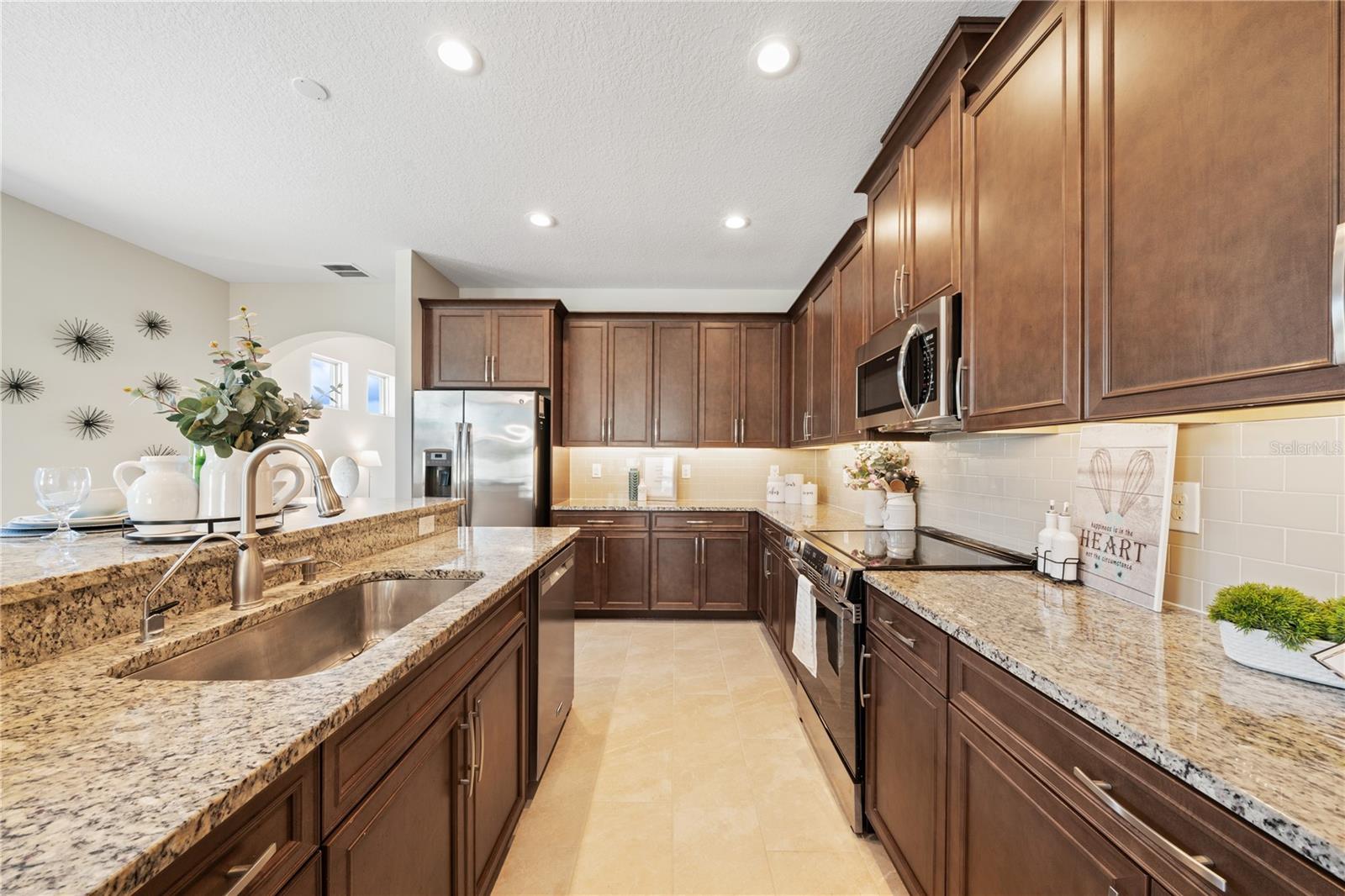 1110 Umbria Ln Property Photo 12