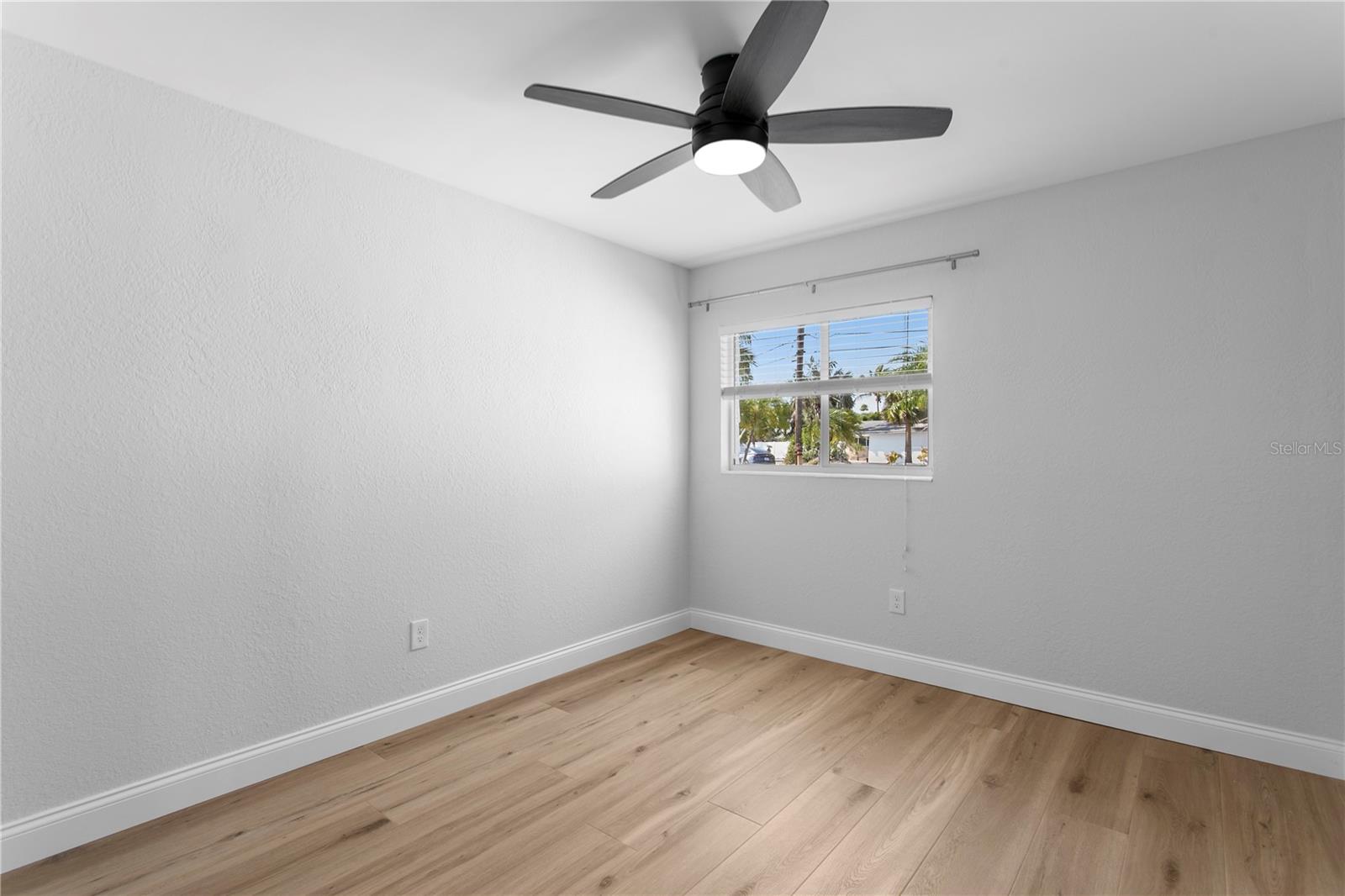6984 S Shore Dr S Property Photo 33