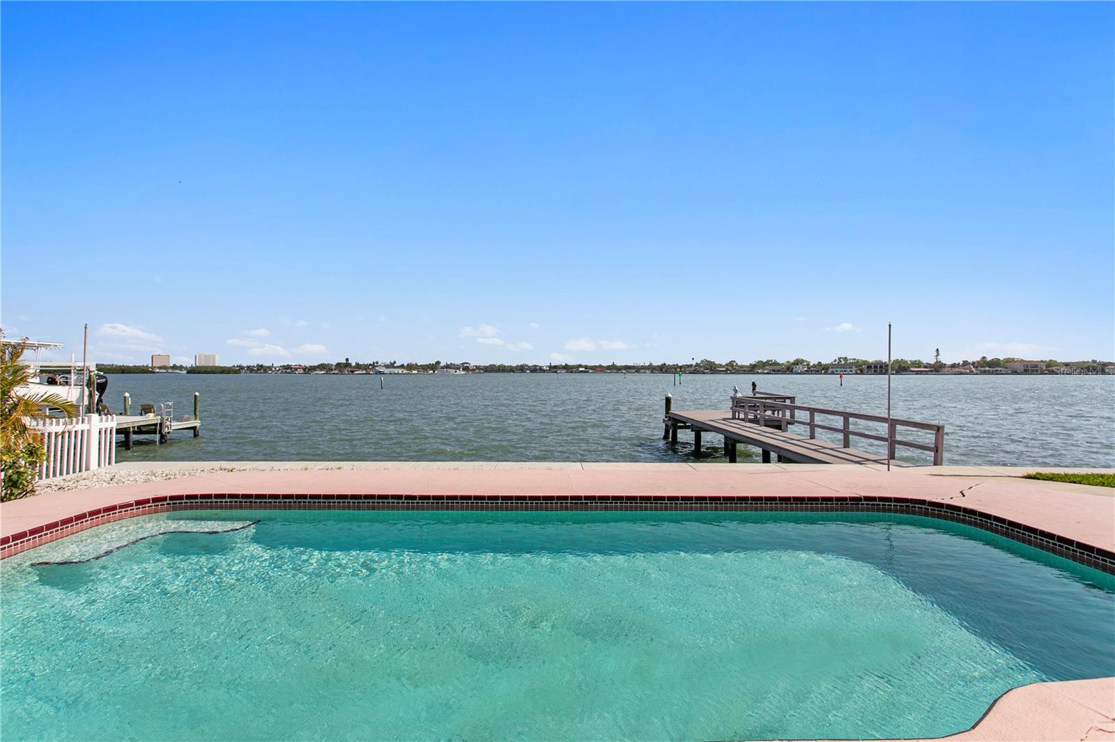 6984 S Shore Dr S Property Photo 40