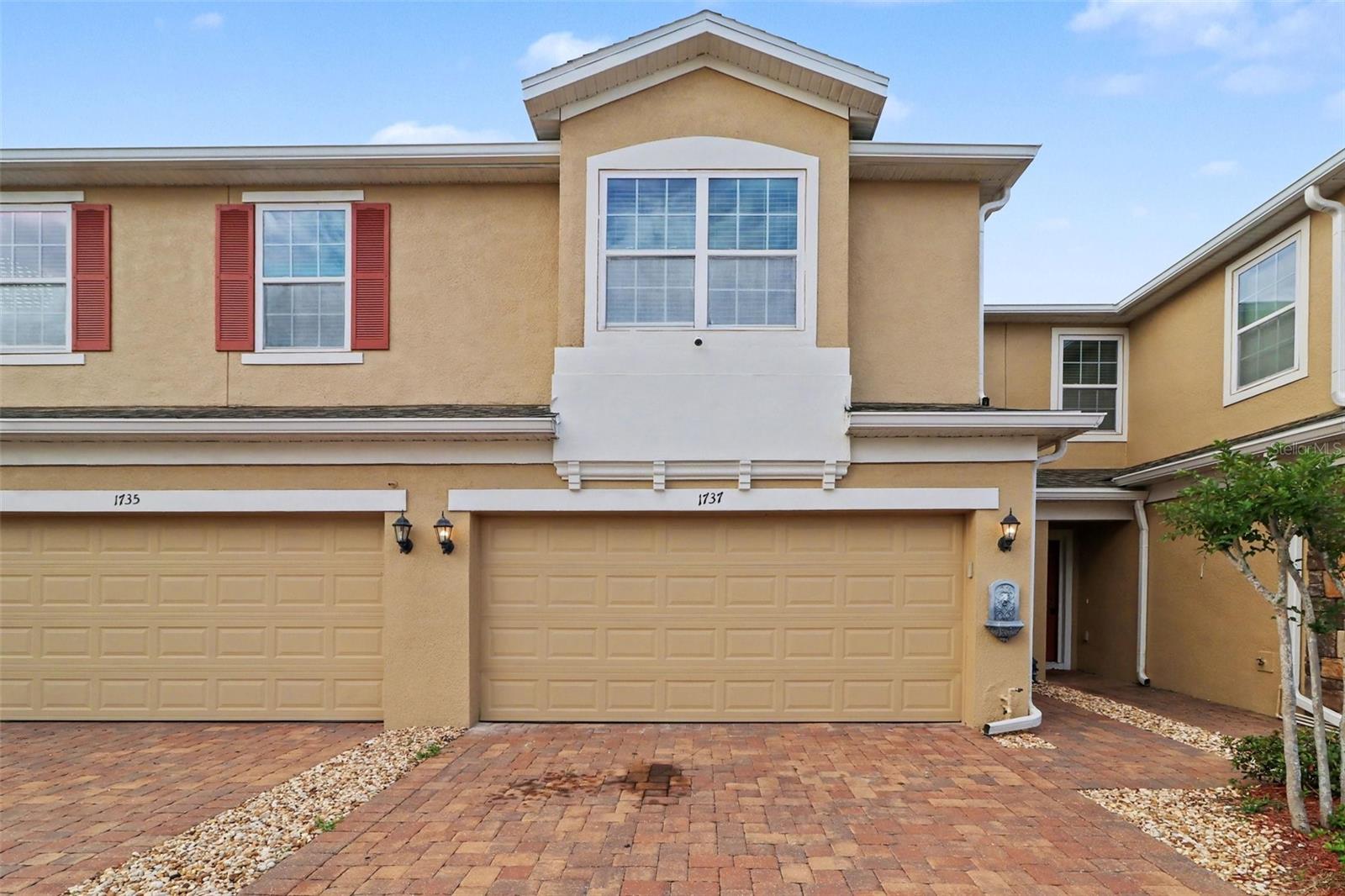 1737 Kato Way Property Photo 4