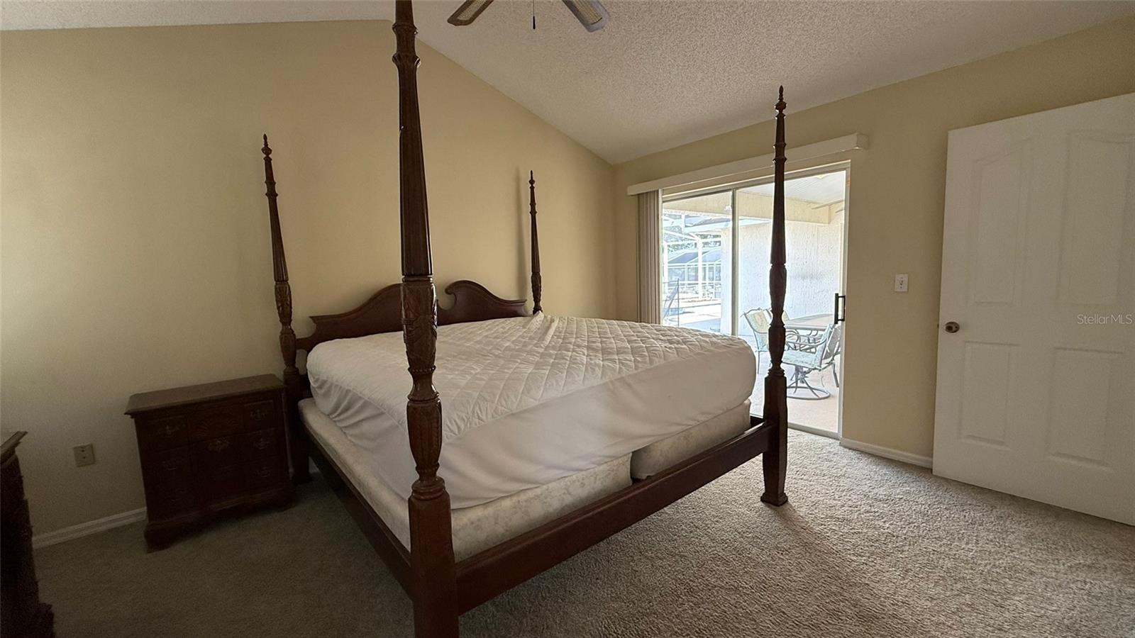 5612 Loma Vista Dr W Property Photo 3