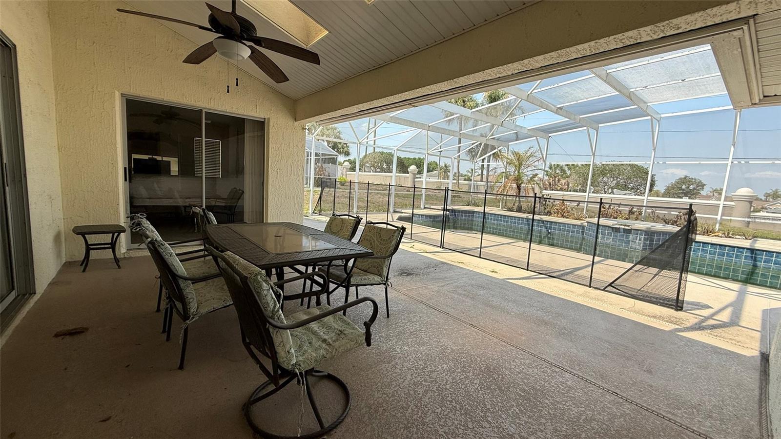 5612 Loma Vista Dr W Property Photo 9