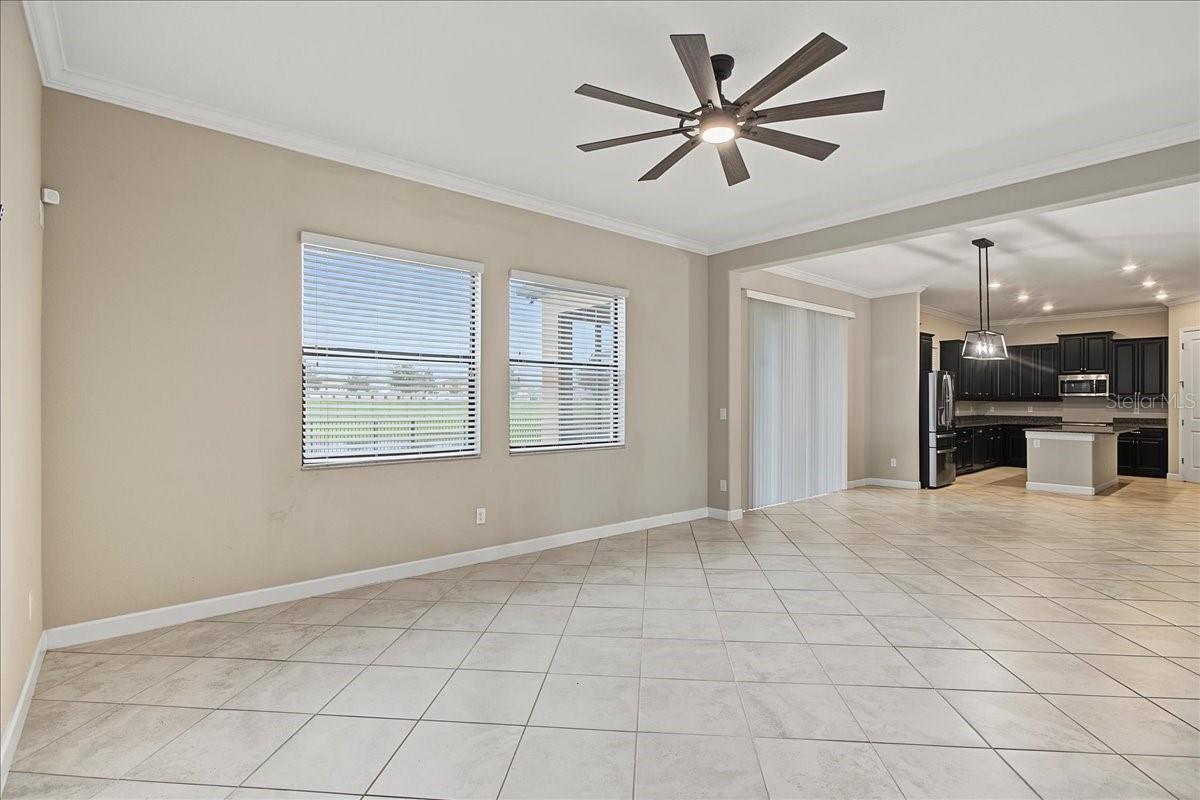 8099 Lago Mist Way Property Photo 8