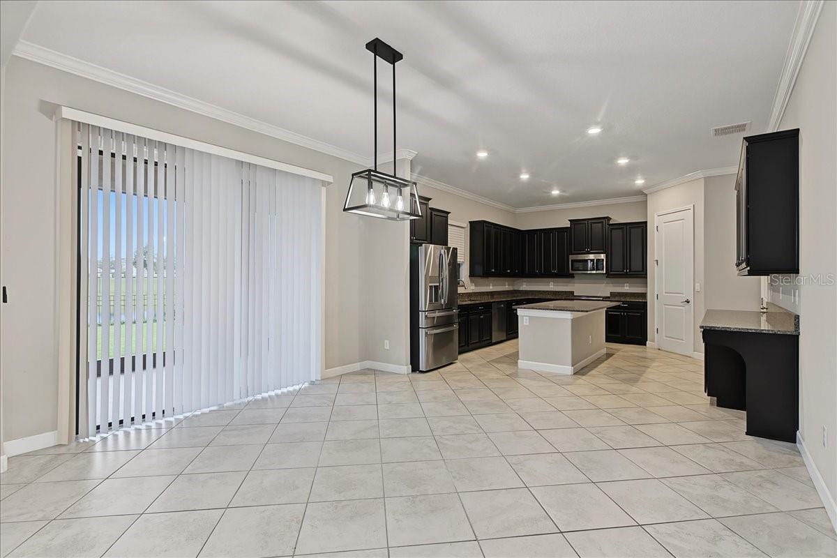 8099 Lago Mist Way Property Photo 10