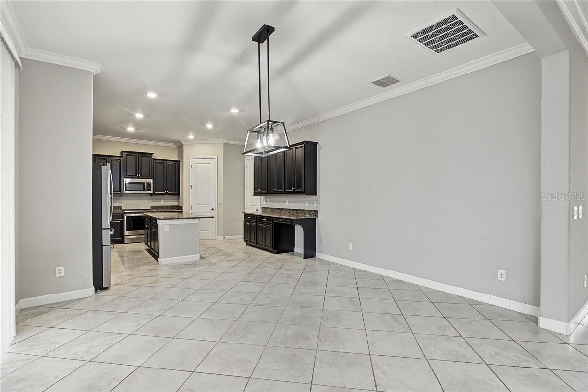 8099 Lago Mist Way Property Photo 12