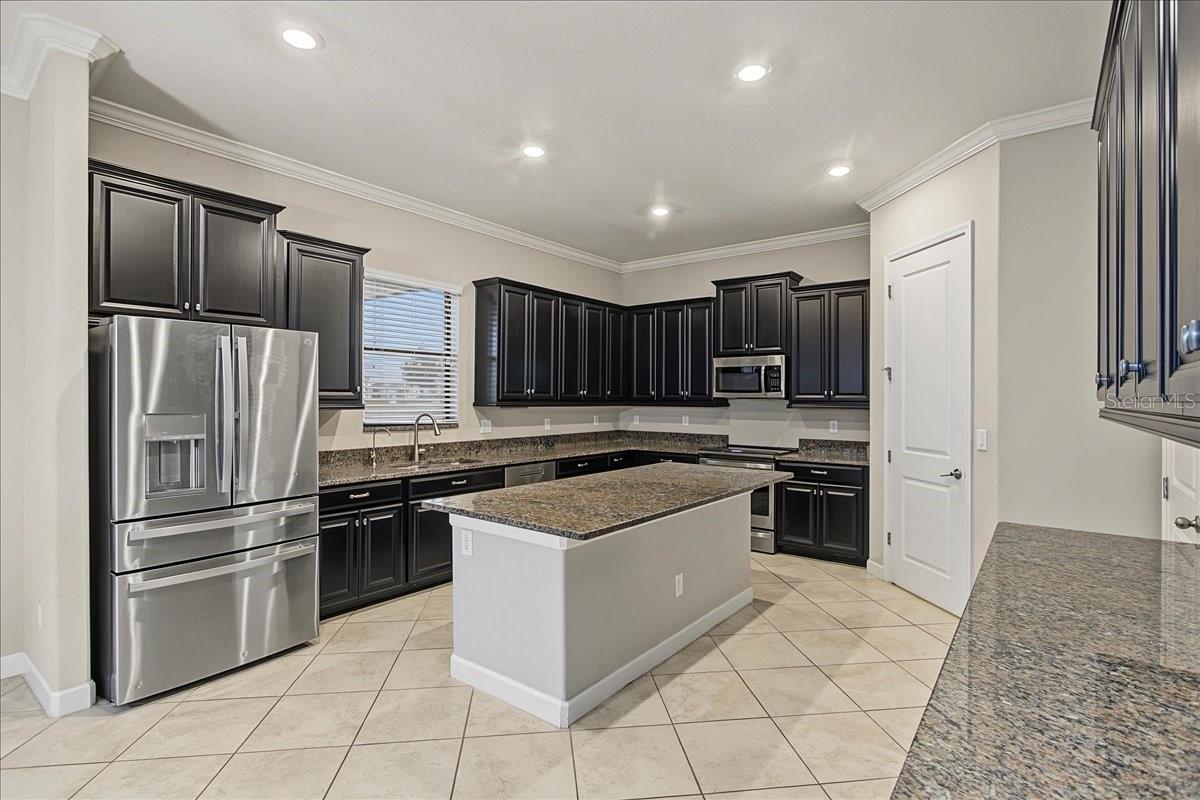 8099 Lago Mist Way Property Photo 14