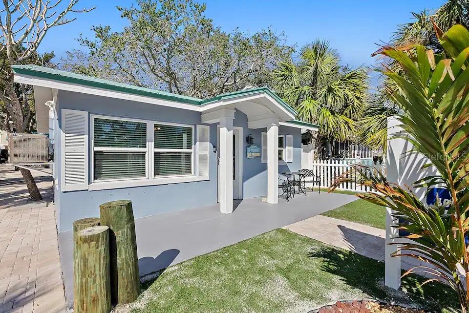724 GULF BLVD
