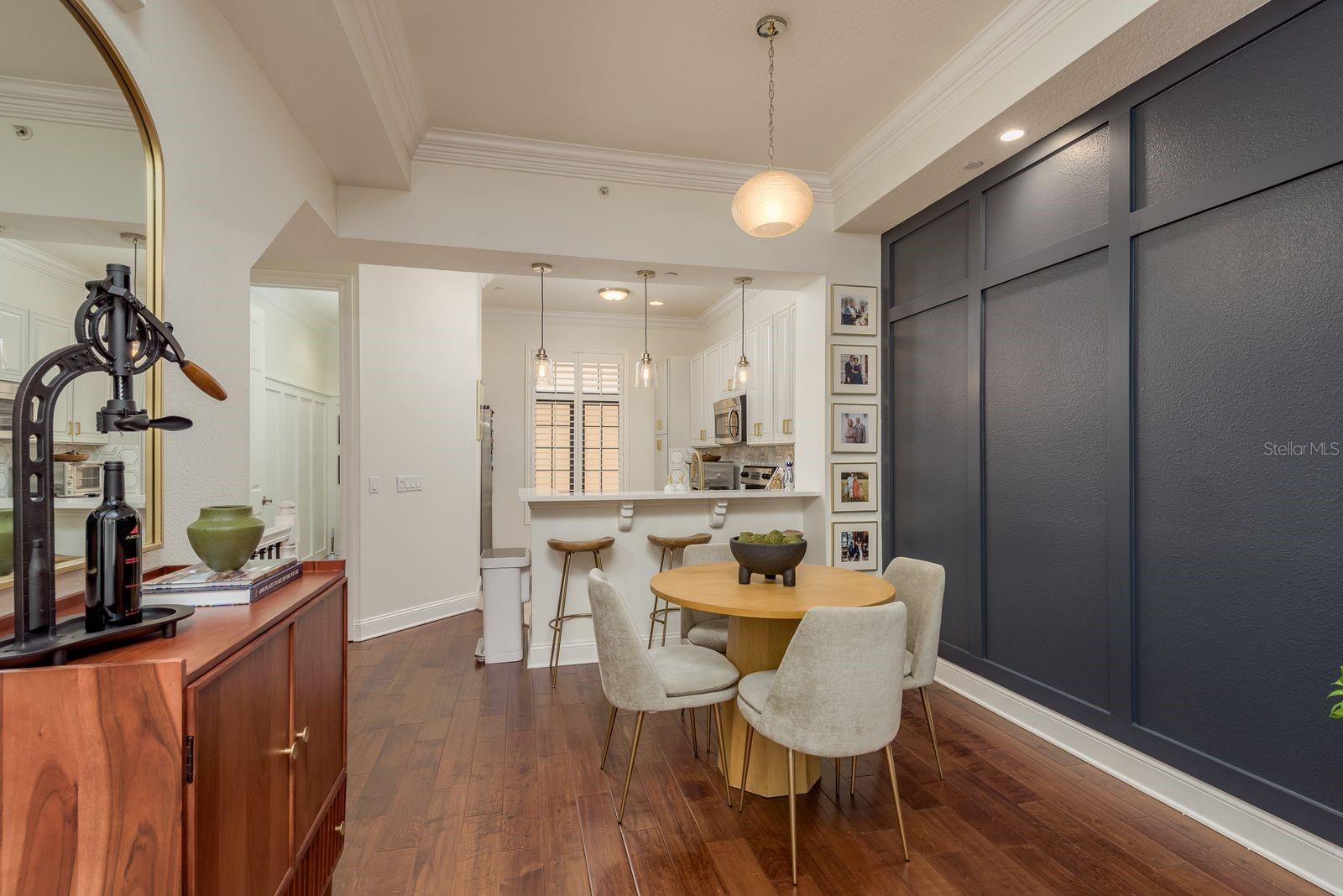 2221 Soho Bay Ct Property Photo 4