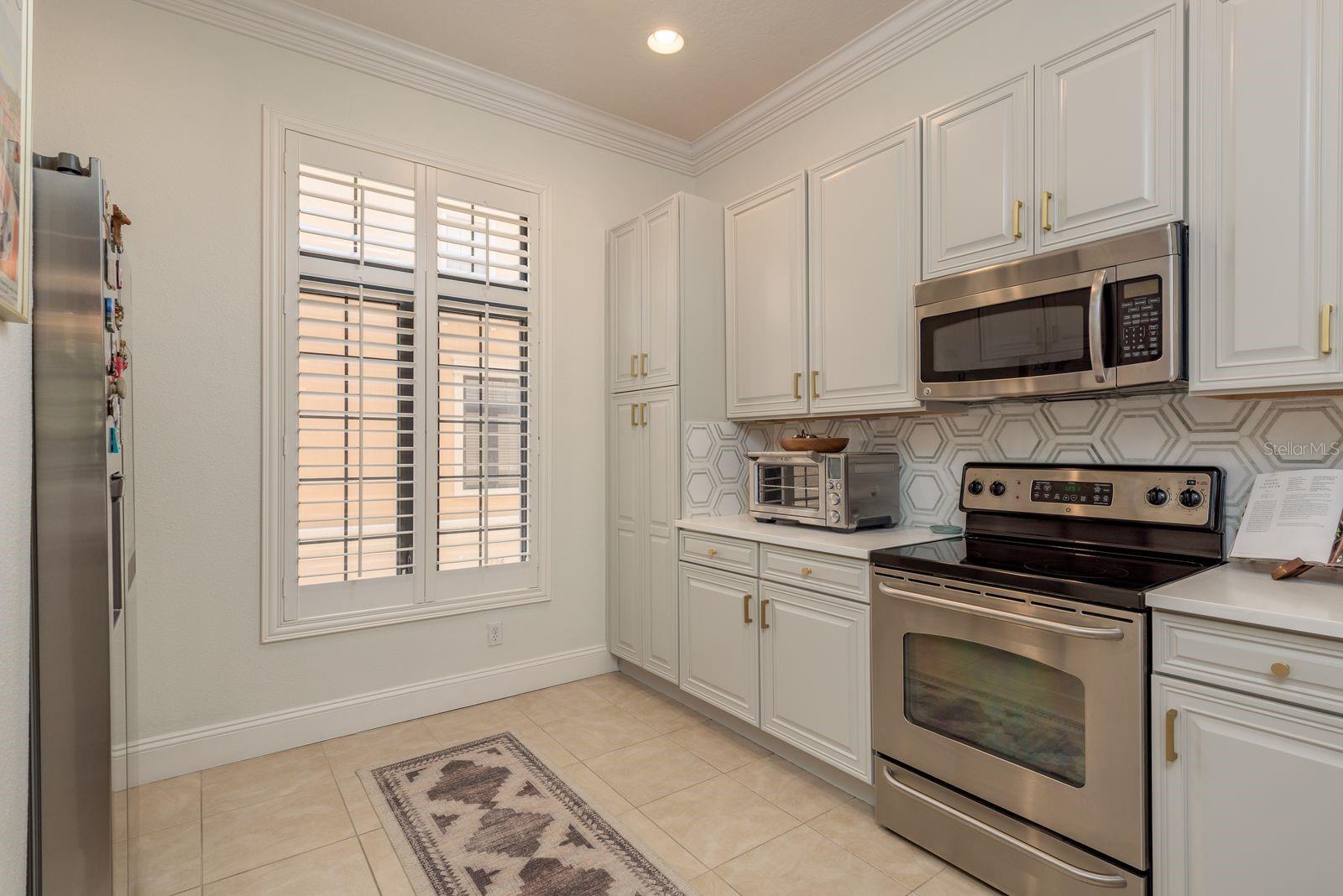 2221 Soho Bay Ct Property Photo 8