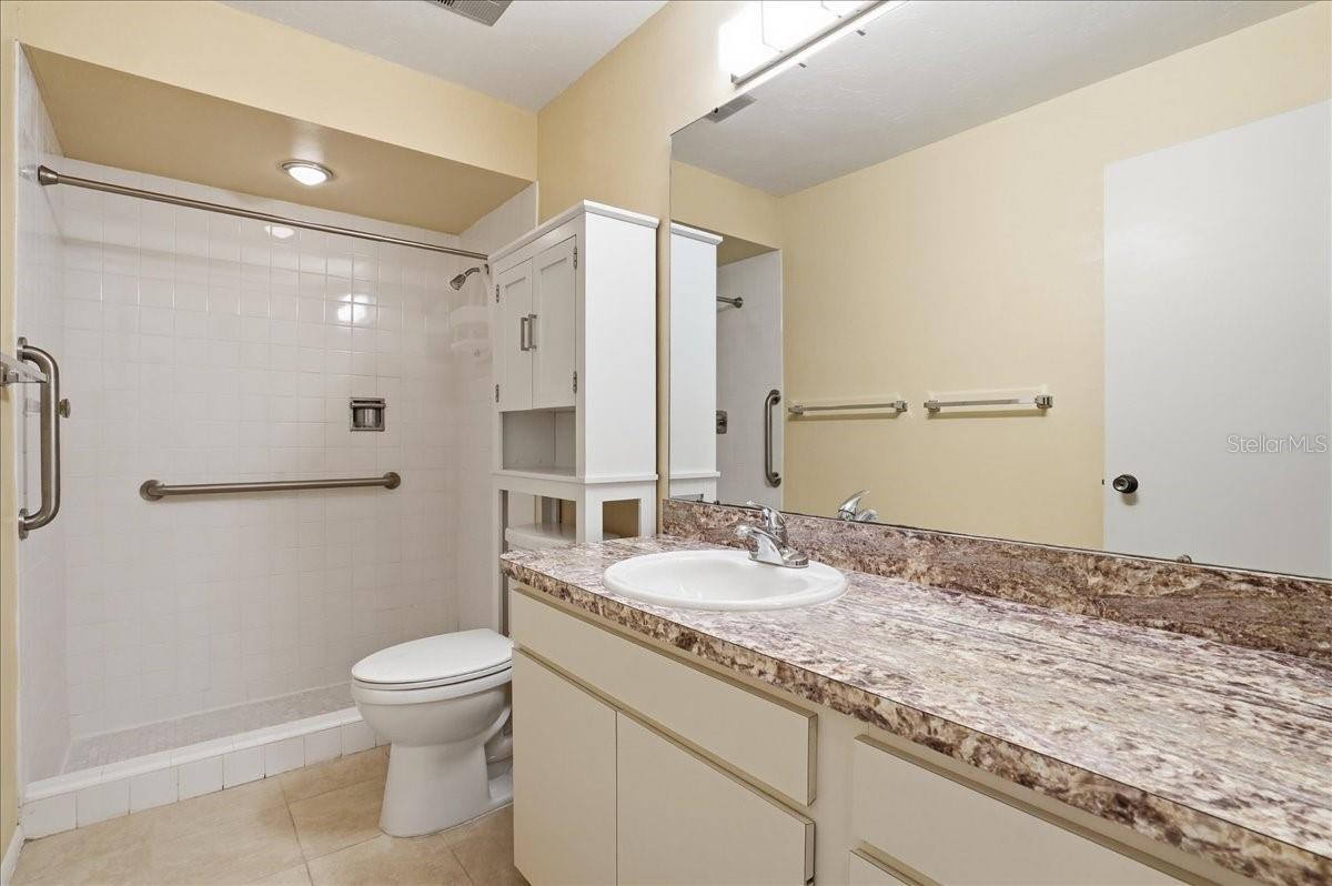 3759 Collins St #711 Property Photo 20