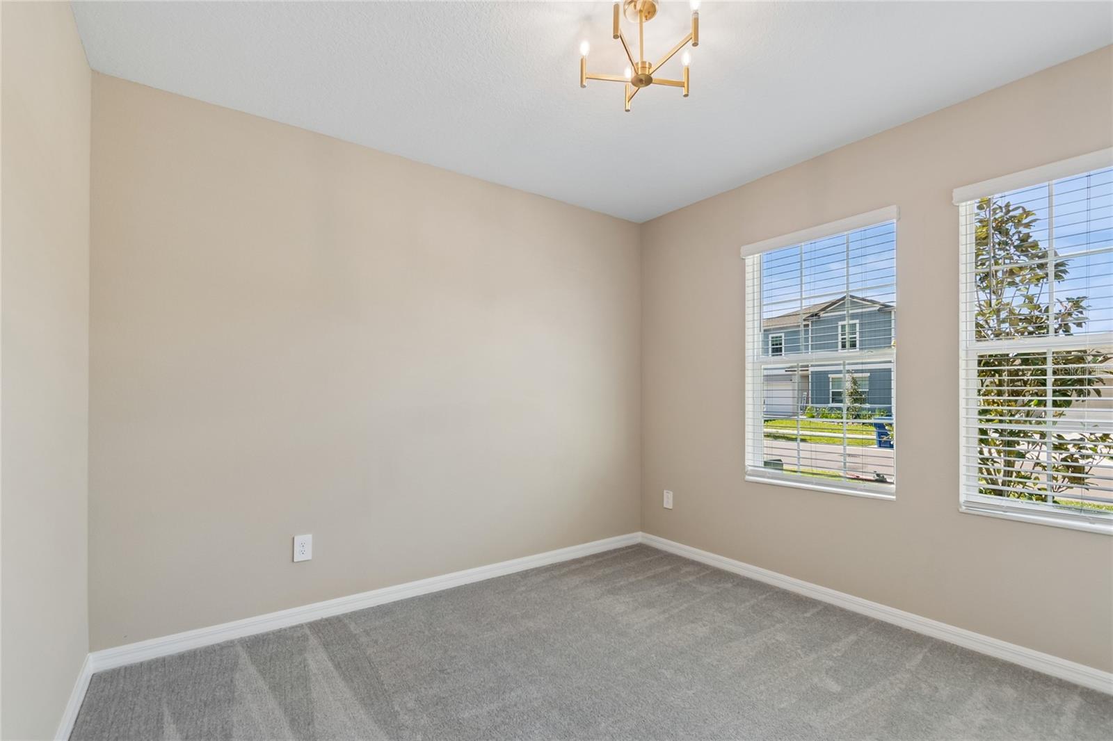 10065 Gentle Rain Dr Property Photo 20