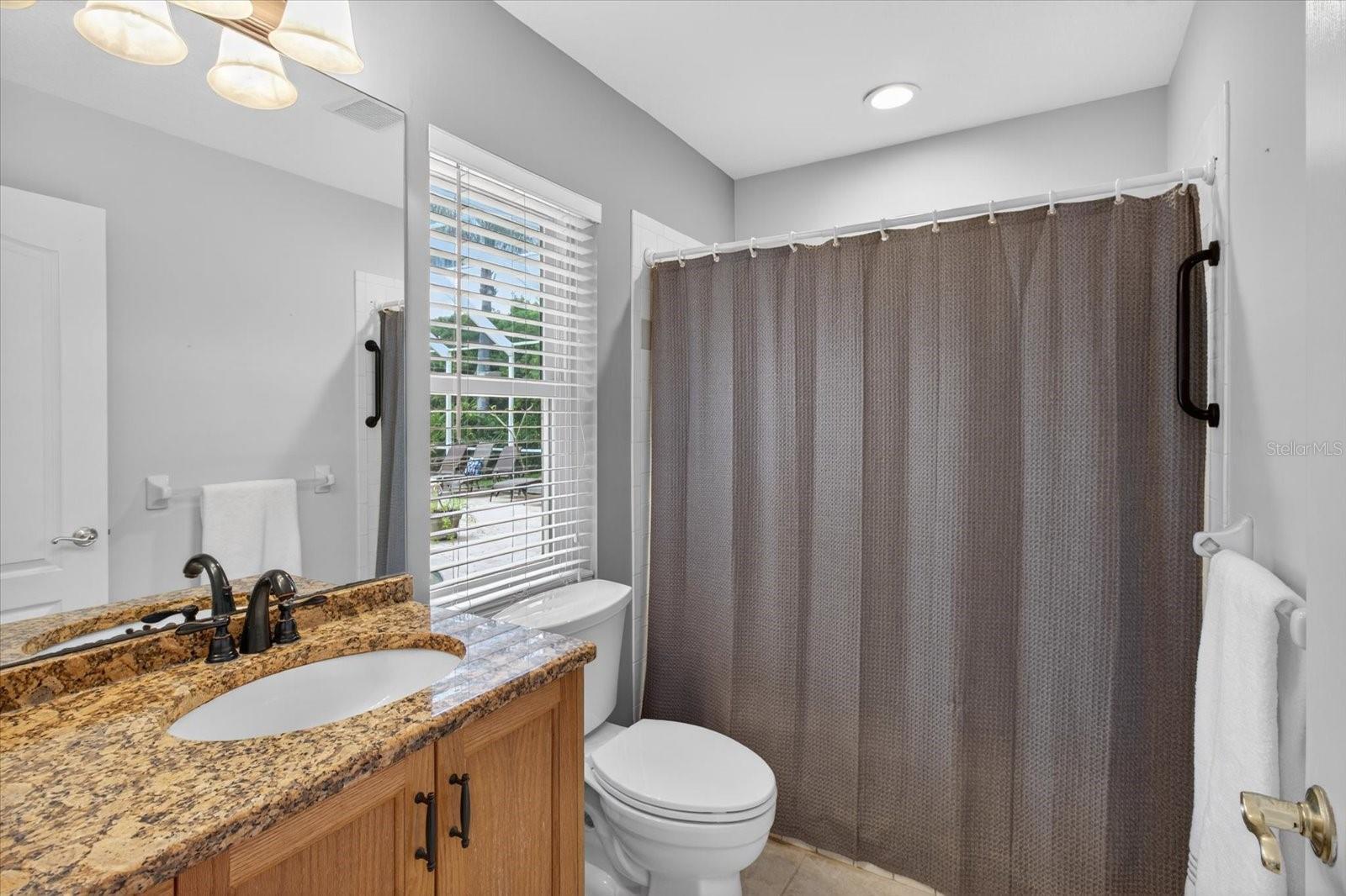 4052 Capitol Dr Property Photo 52