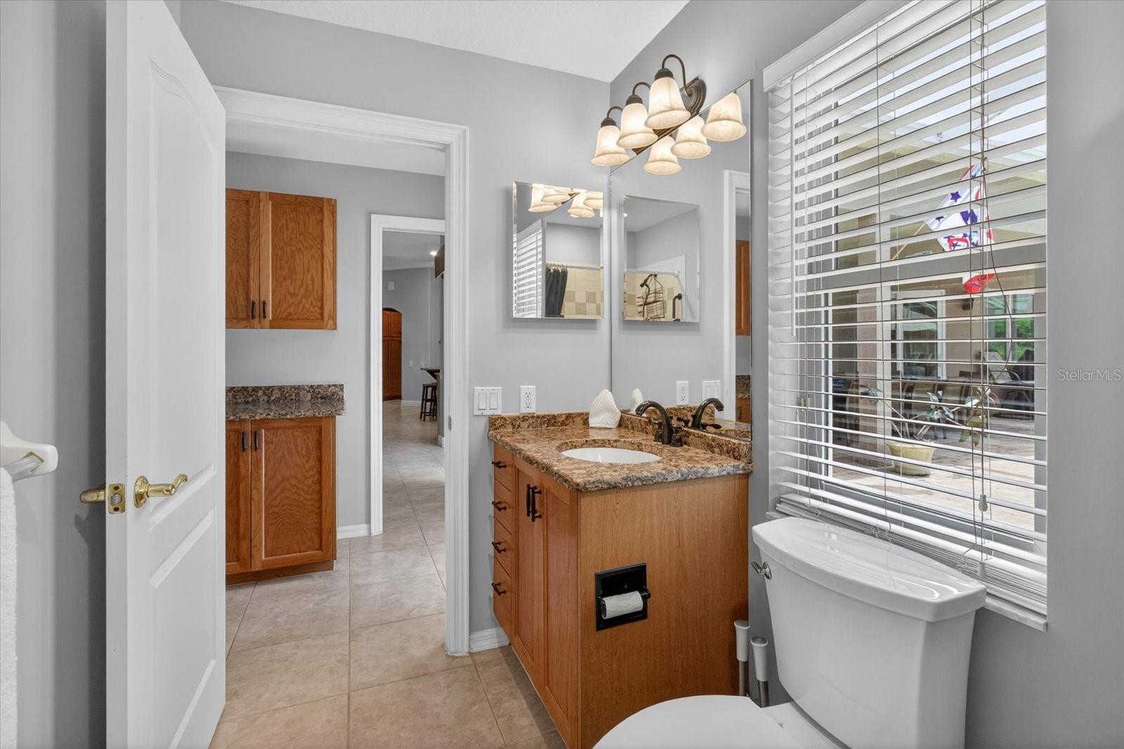 4052 Capitol Dr Property Photo 53
