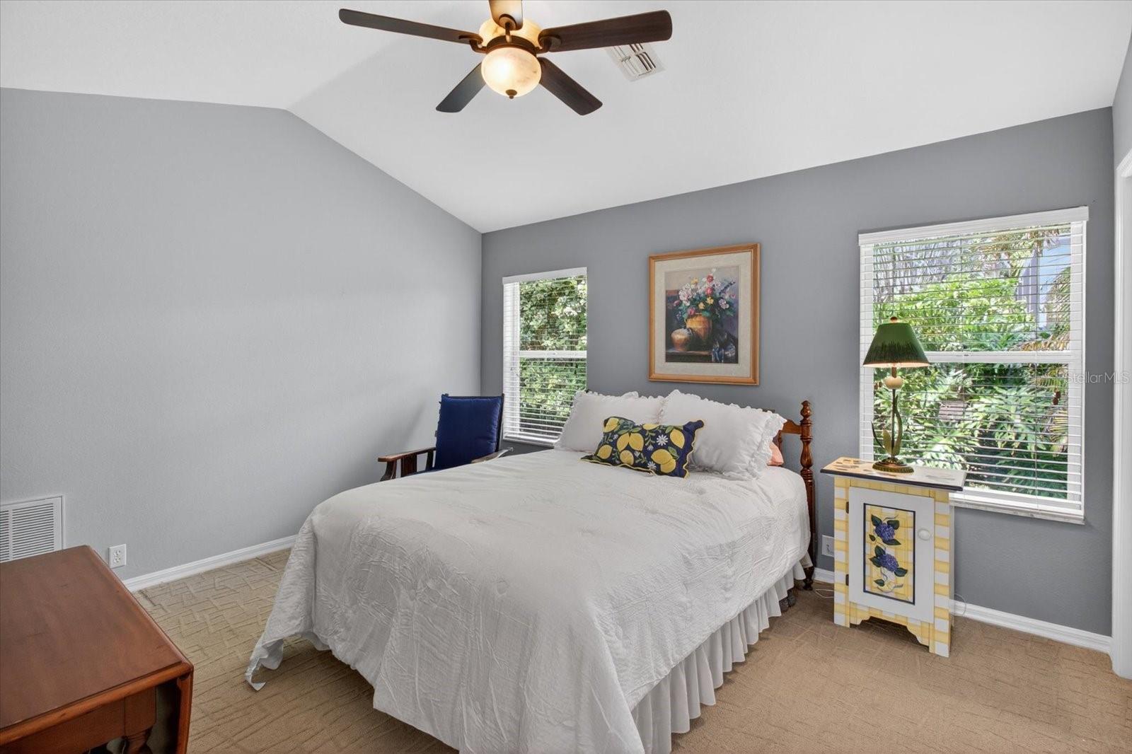 4052 Capitol Dr Property Photo 57