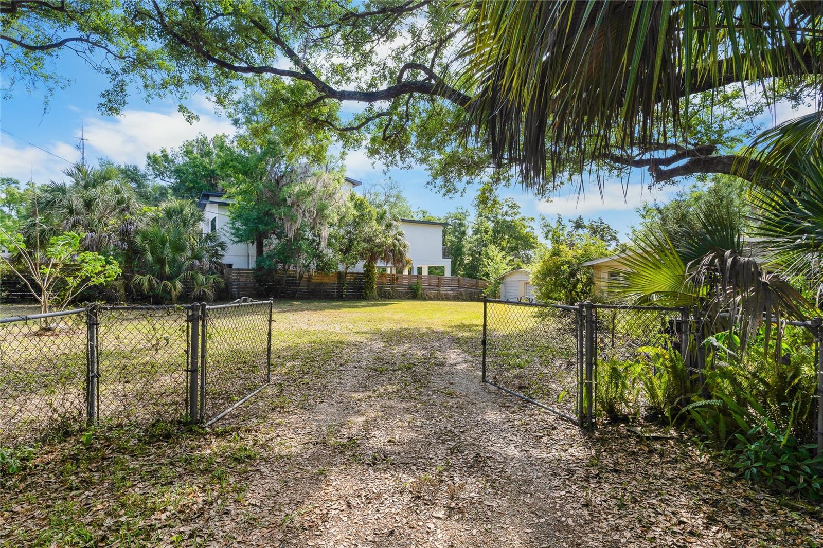 6605 N Boulevard Property Photo 6