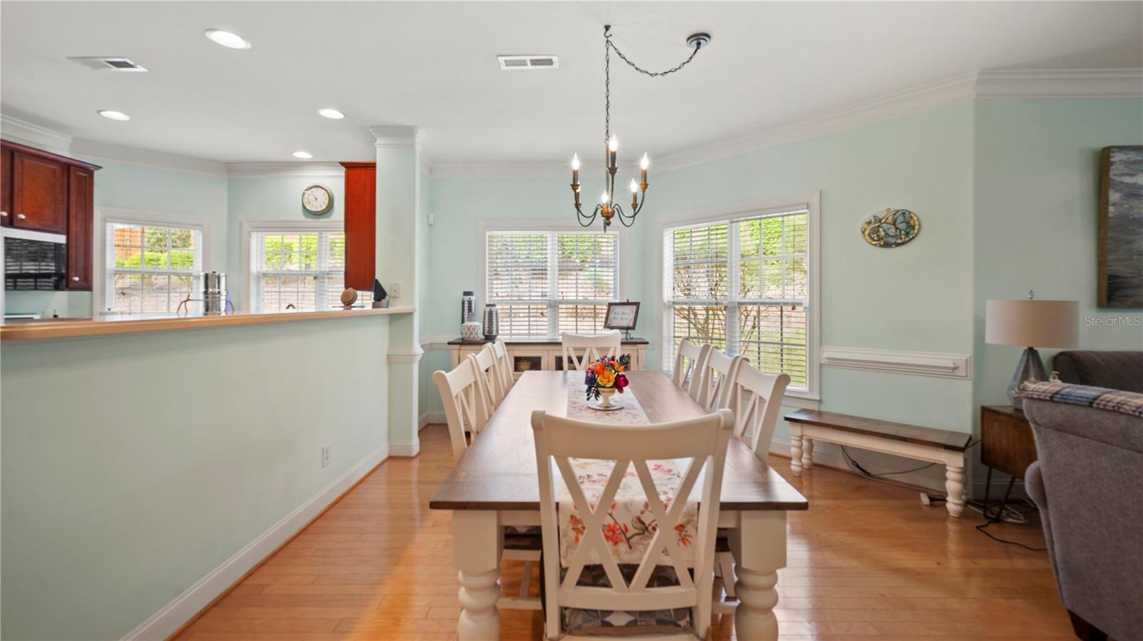 2711 Monticello Property Photo 5