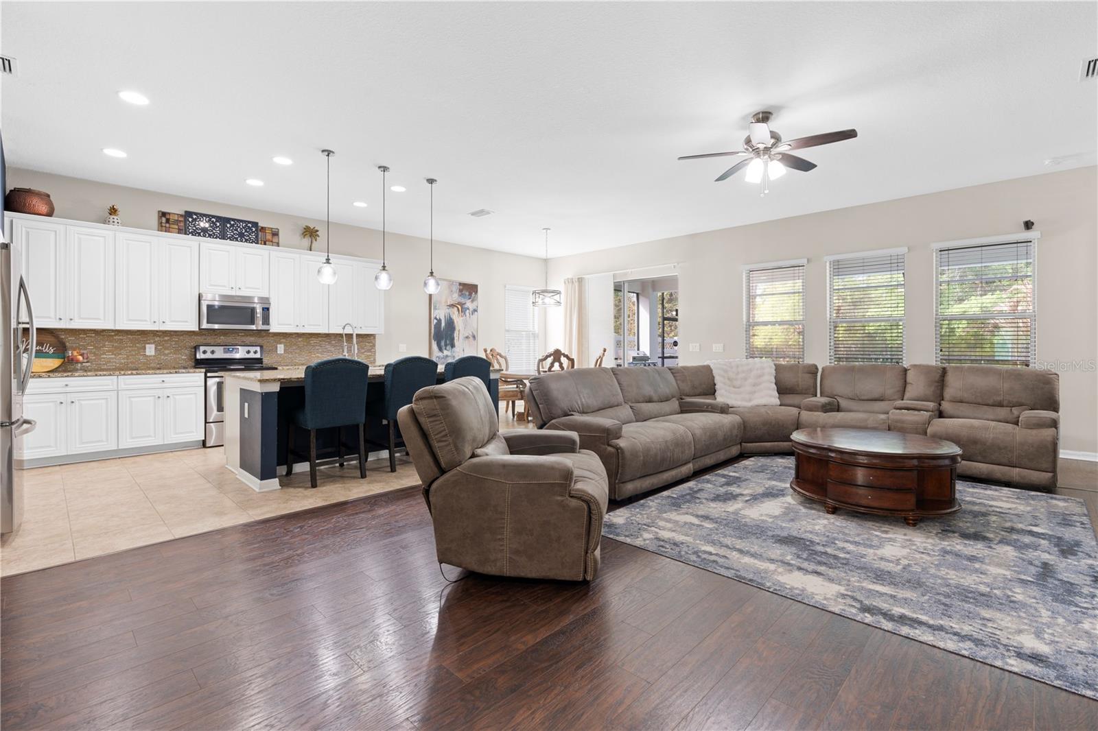 11814 Cross Vine Dr Property Photo 22