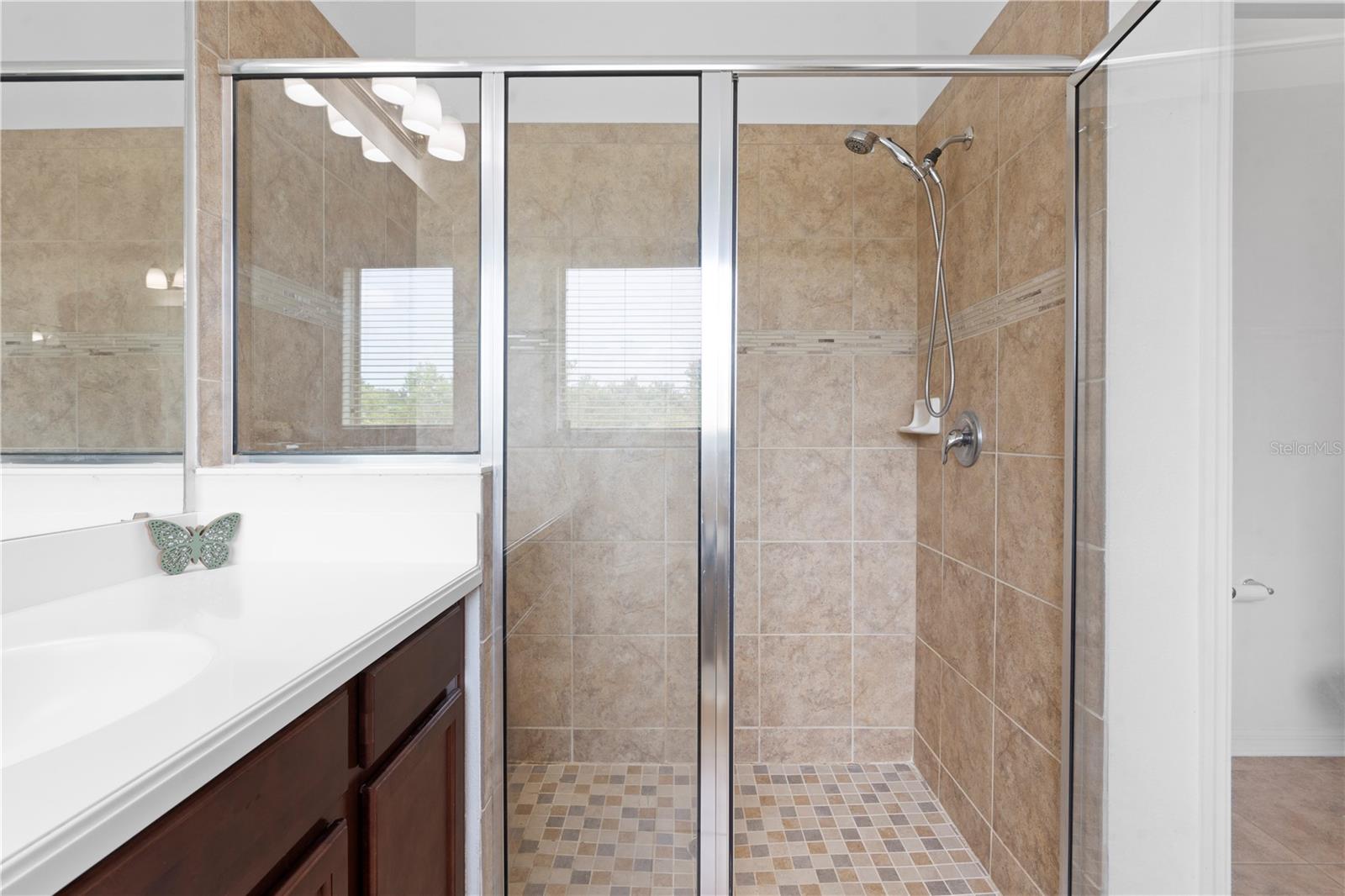 11814 Cross Vine Dr Property Photo 38