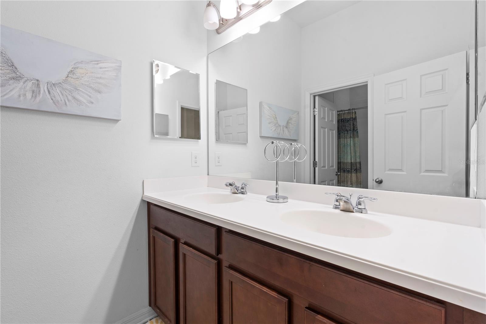 11814 Cross Vine Dr Property Photo 48