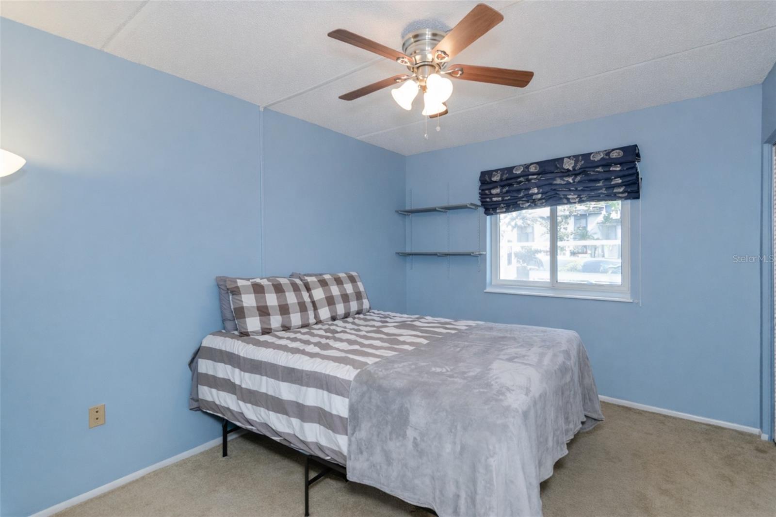 207 Cypress Ln Property Photo 10