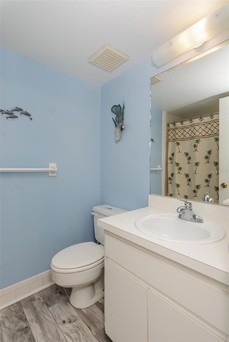207 Cypress Ln Property Photo 11