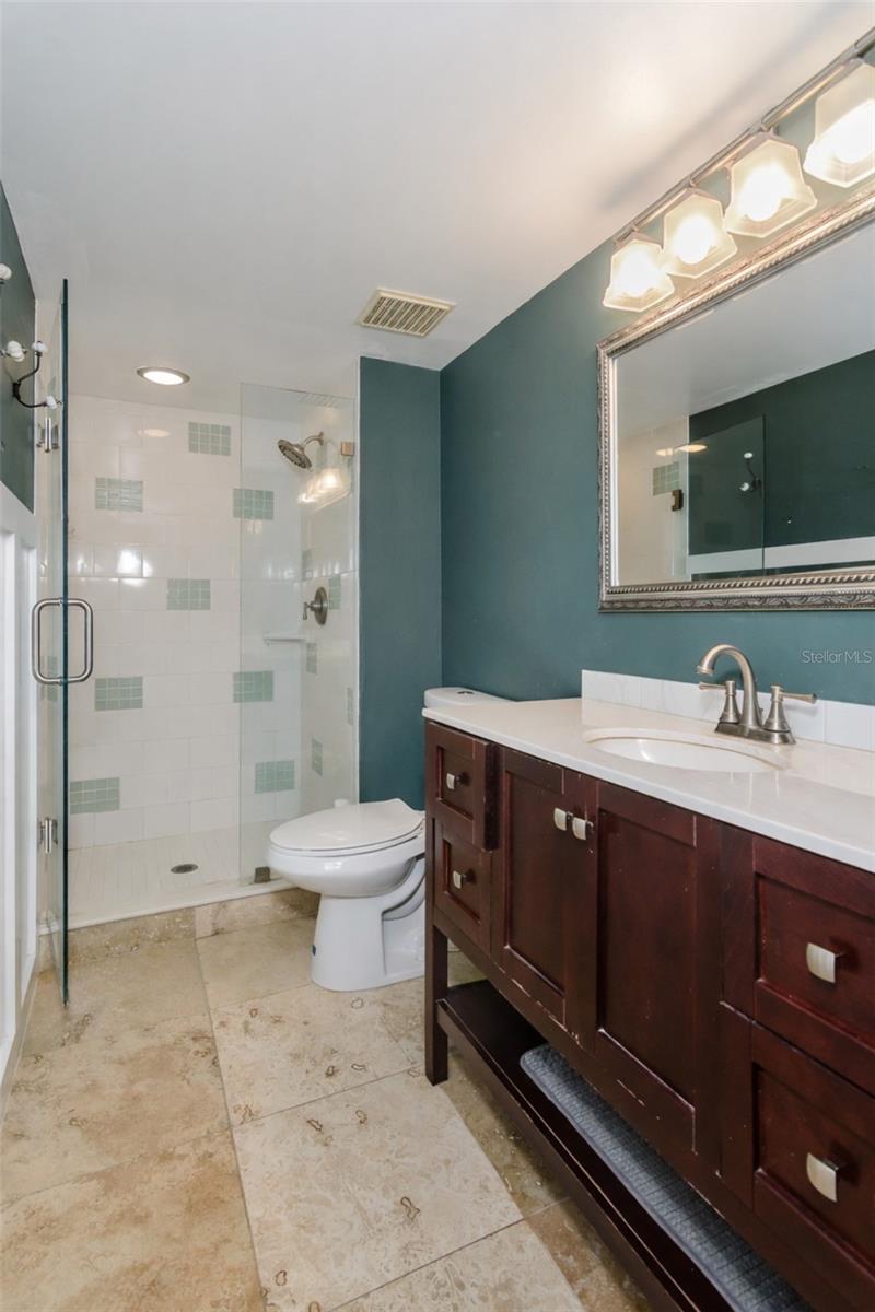 207 Cypress Ln Property Photo 15