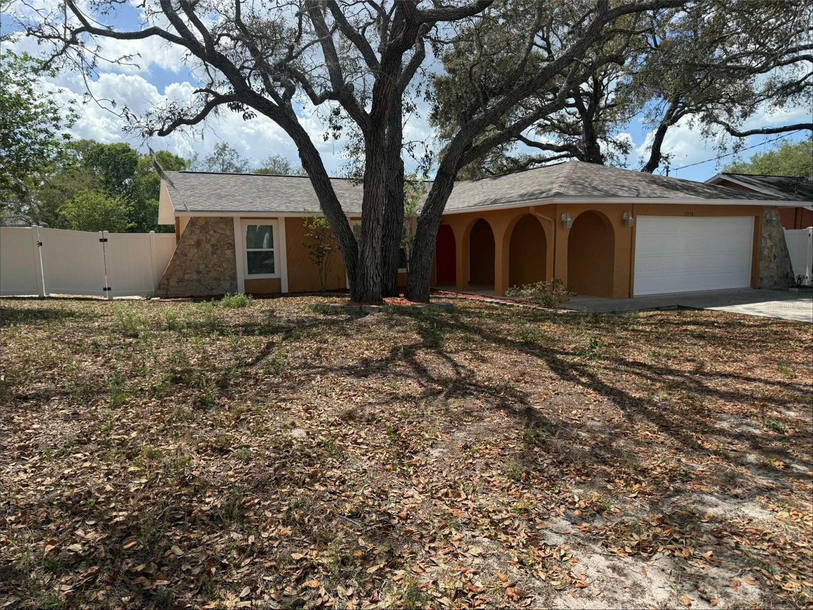 7350 Landmark Dr Property Photo 2