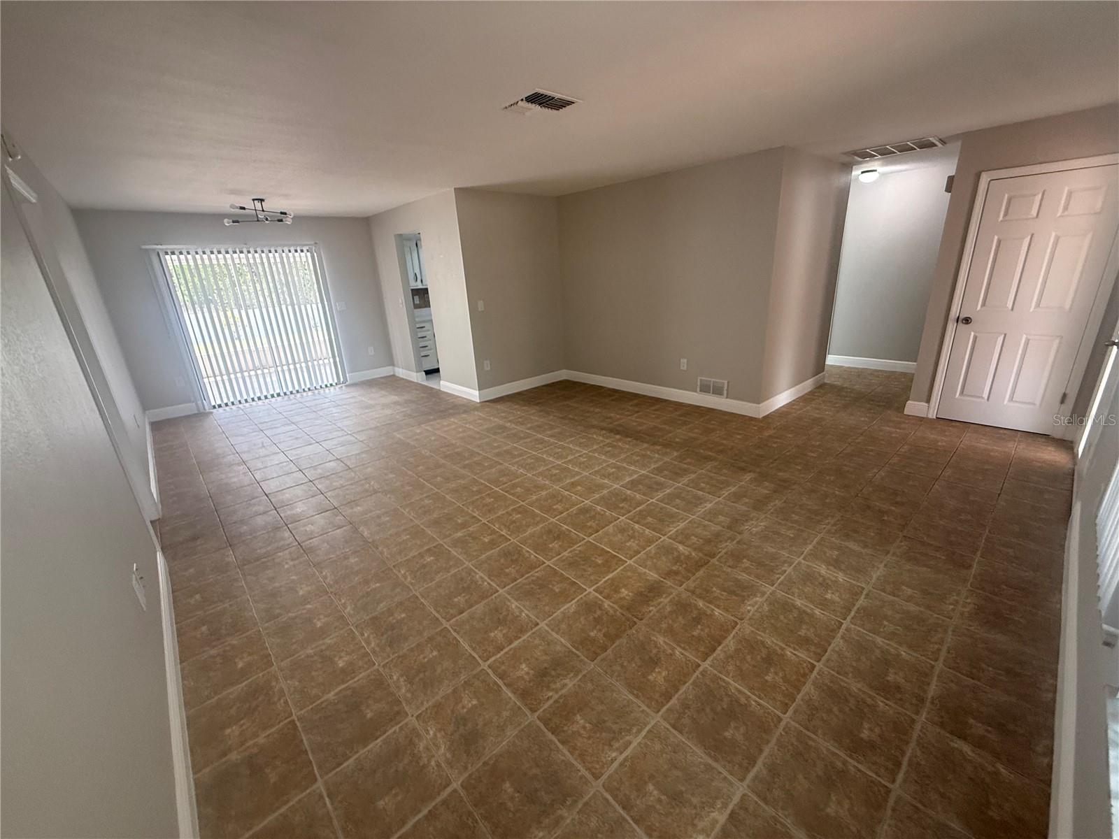 7350 Landmark Dr Property Photo 3