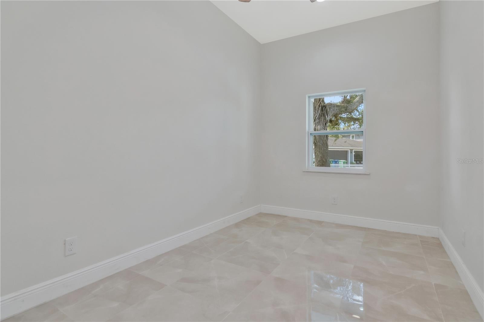 1702 E Annona Ave Property Photo 21
