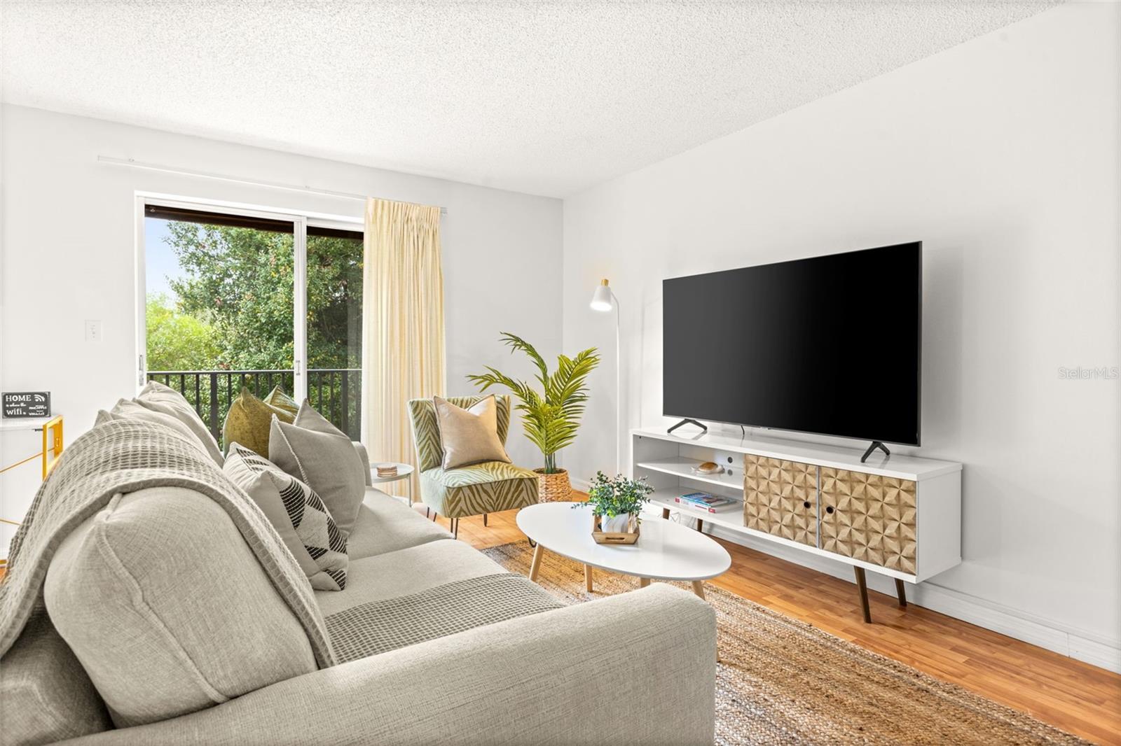 4215 E Bay Dr #1806d Property Photo 5