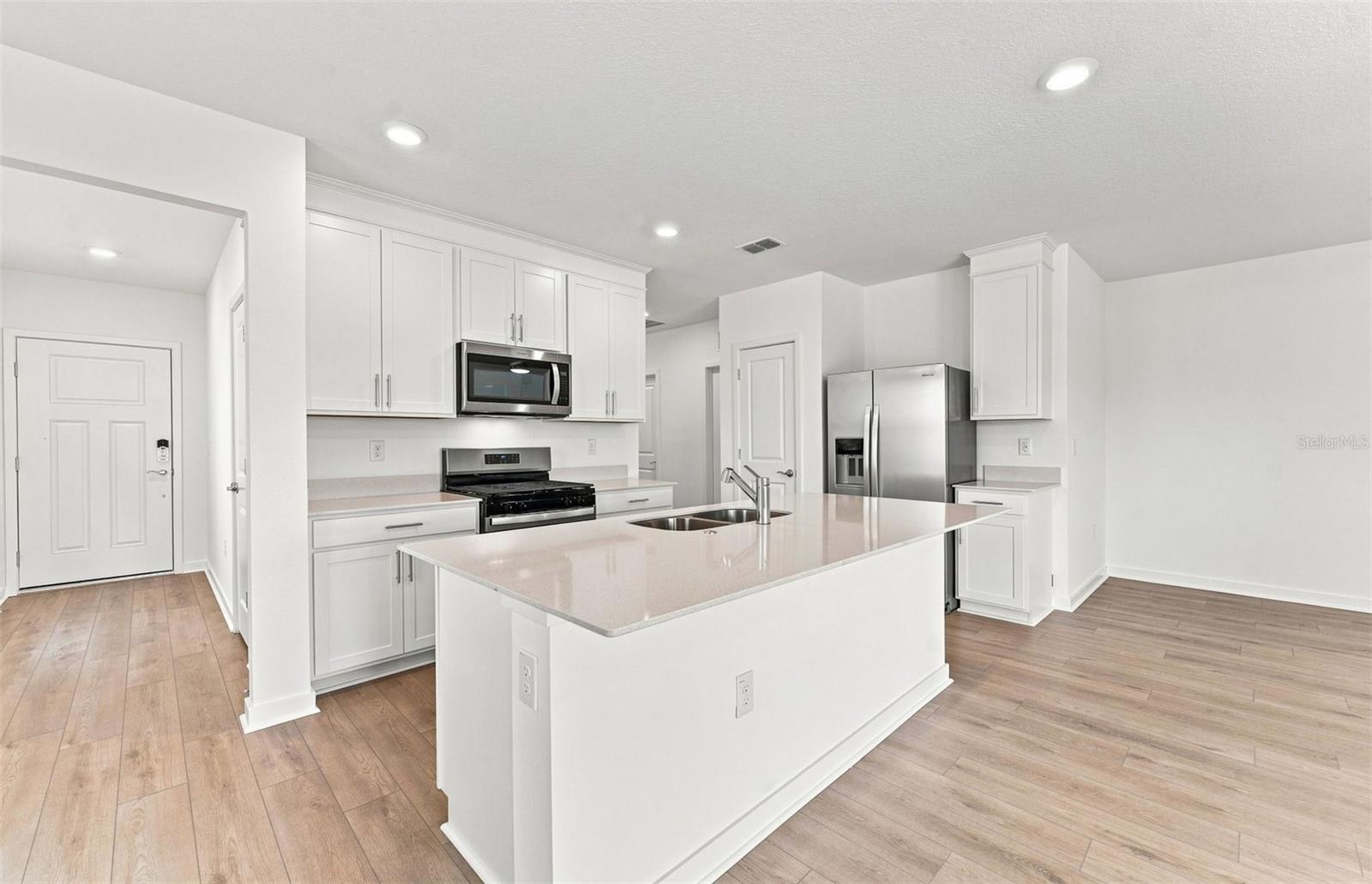3027 Windswept Way Property Photo 3