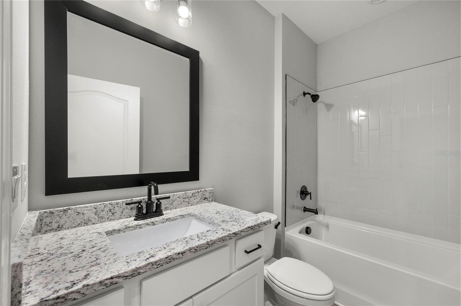 7665 Somersworth Dr Property Photo 8