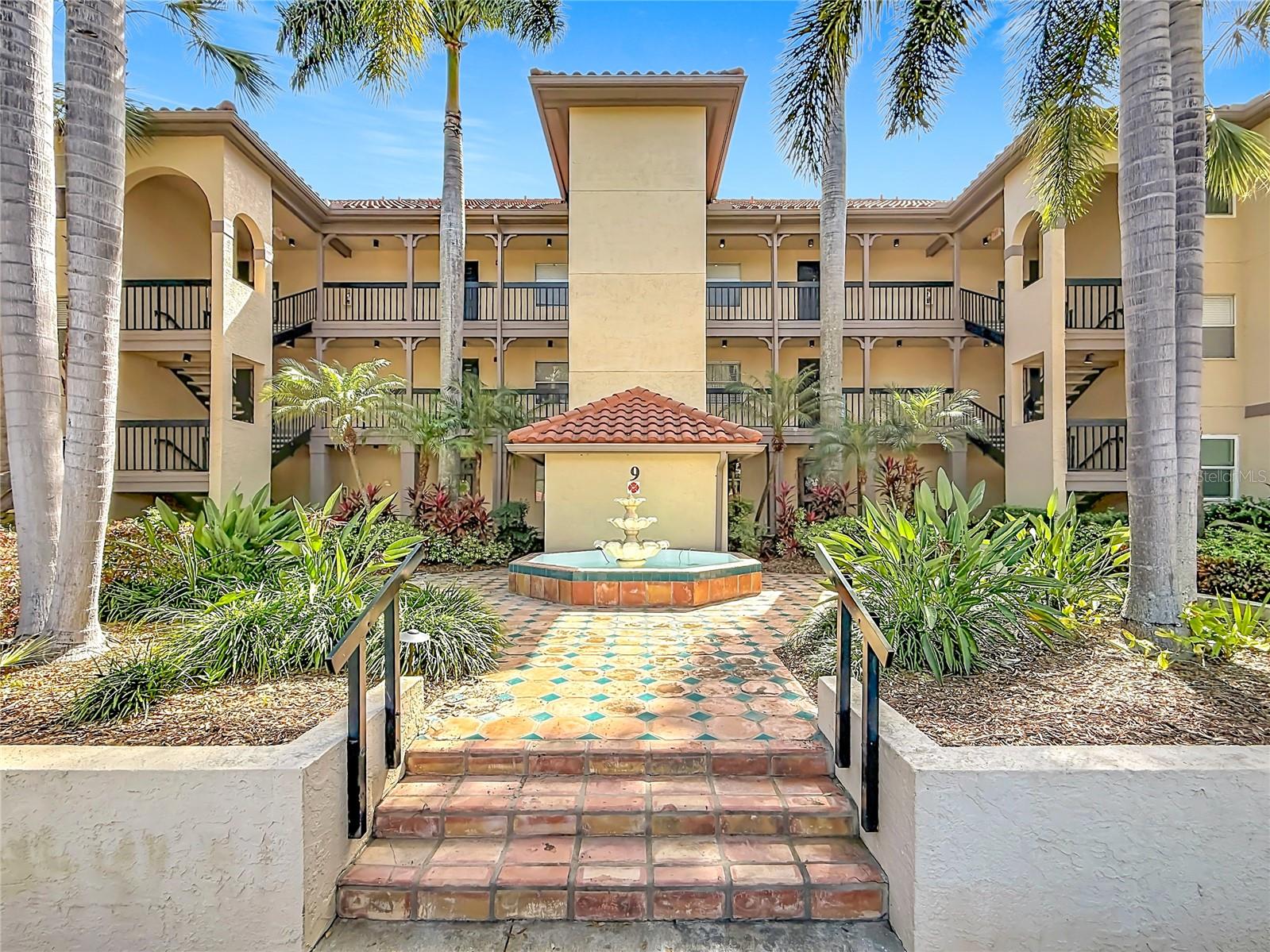 2400 Feather Sound Dr #933 Property Photo 5
