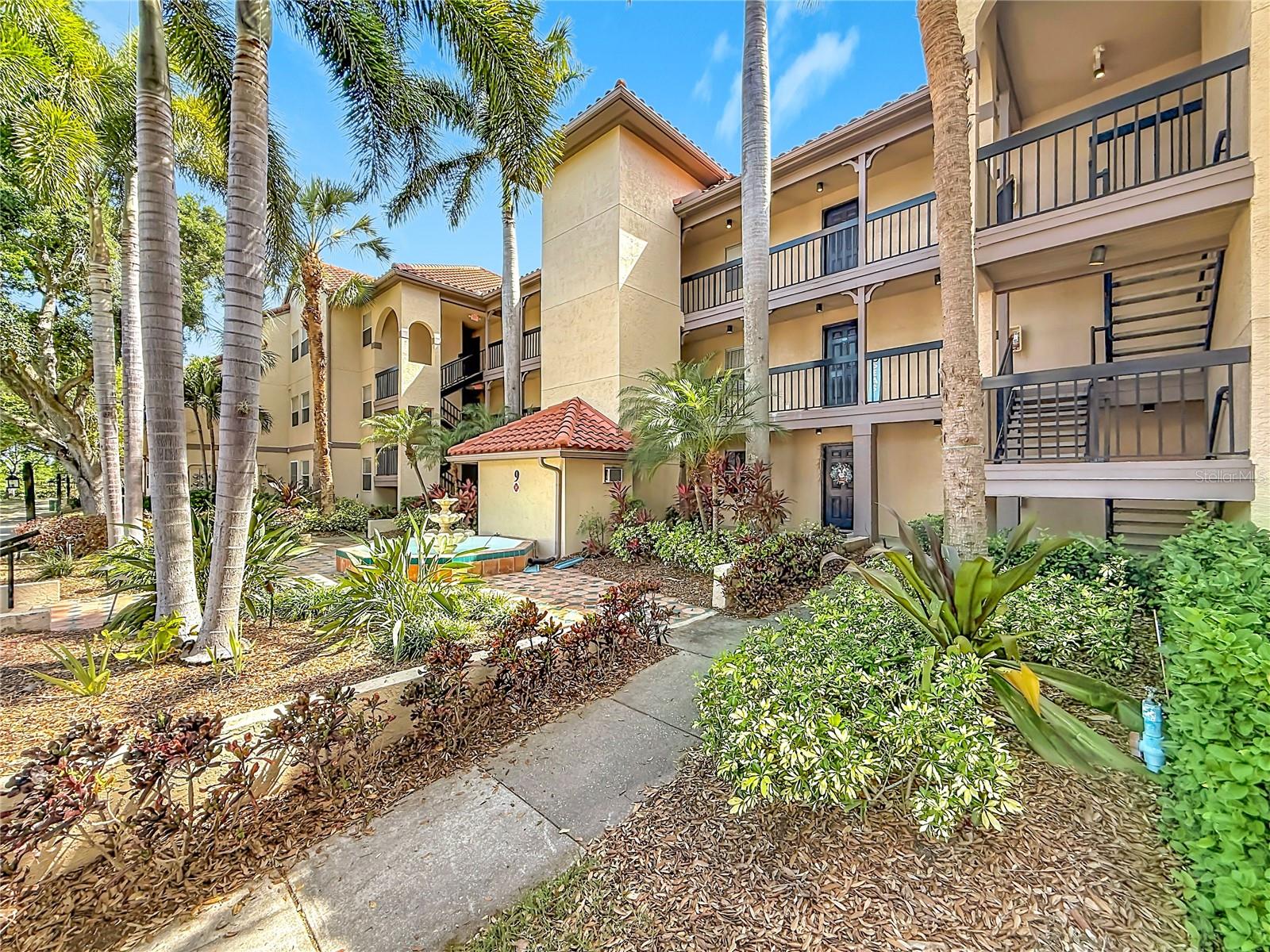 2400 Feather Sound Dr #933 Property Photo 6