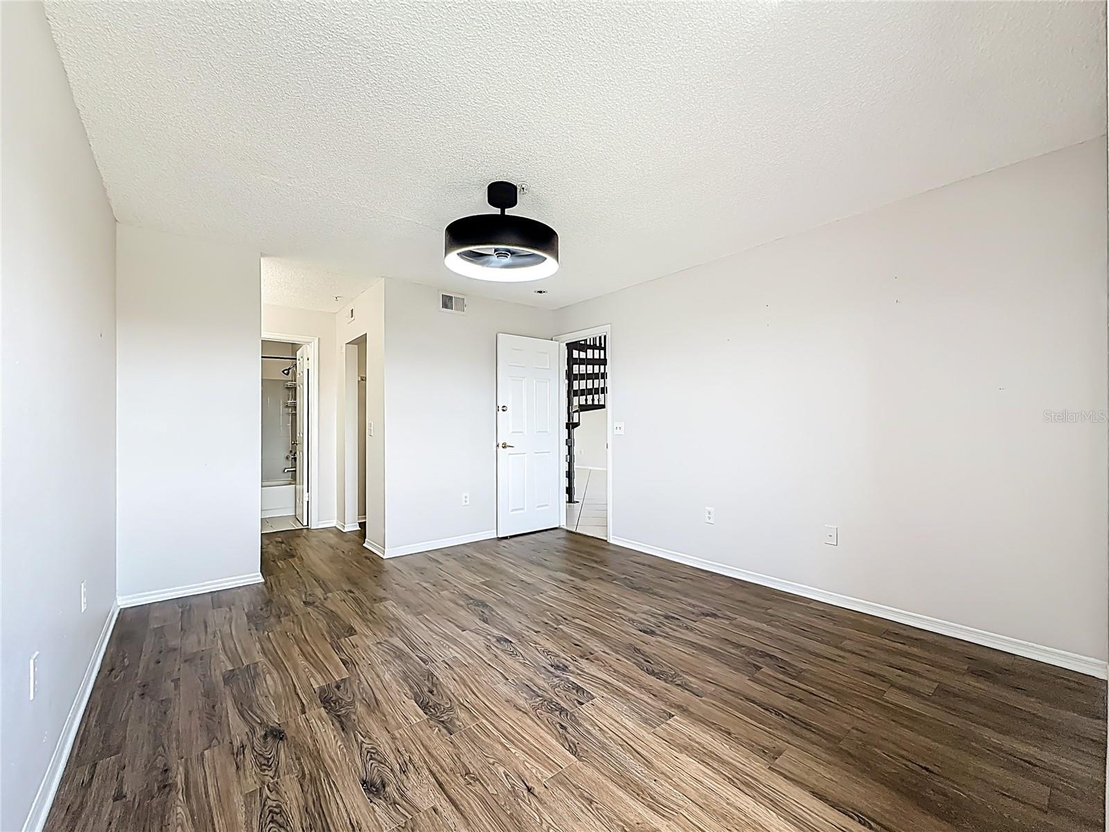 2400 Feather Sound Dr #933 Property Photo 30